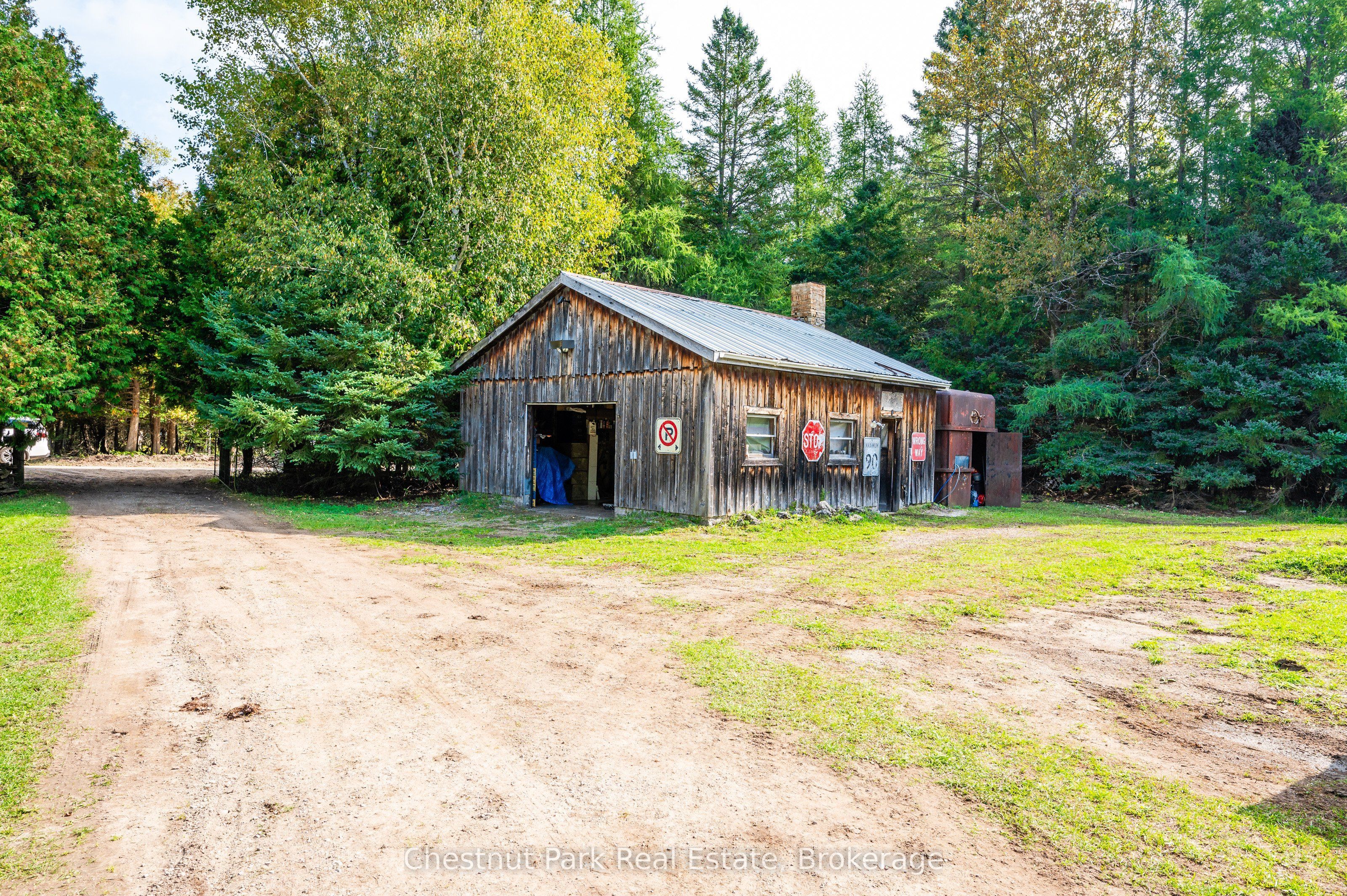 443 Centre Diagonal Road Property Photo 37