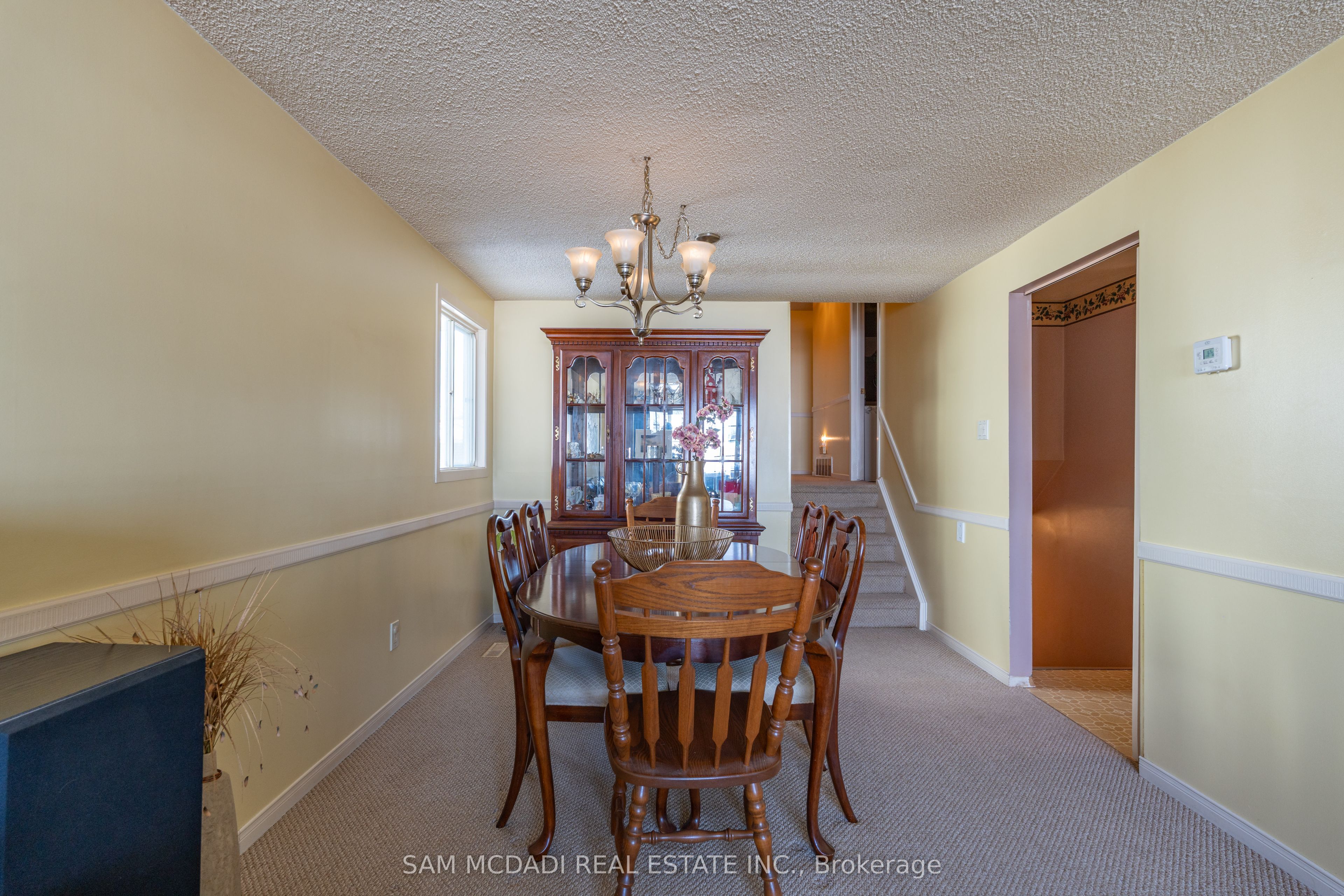 35 Parkland Crescent Property Photo 10