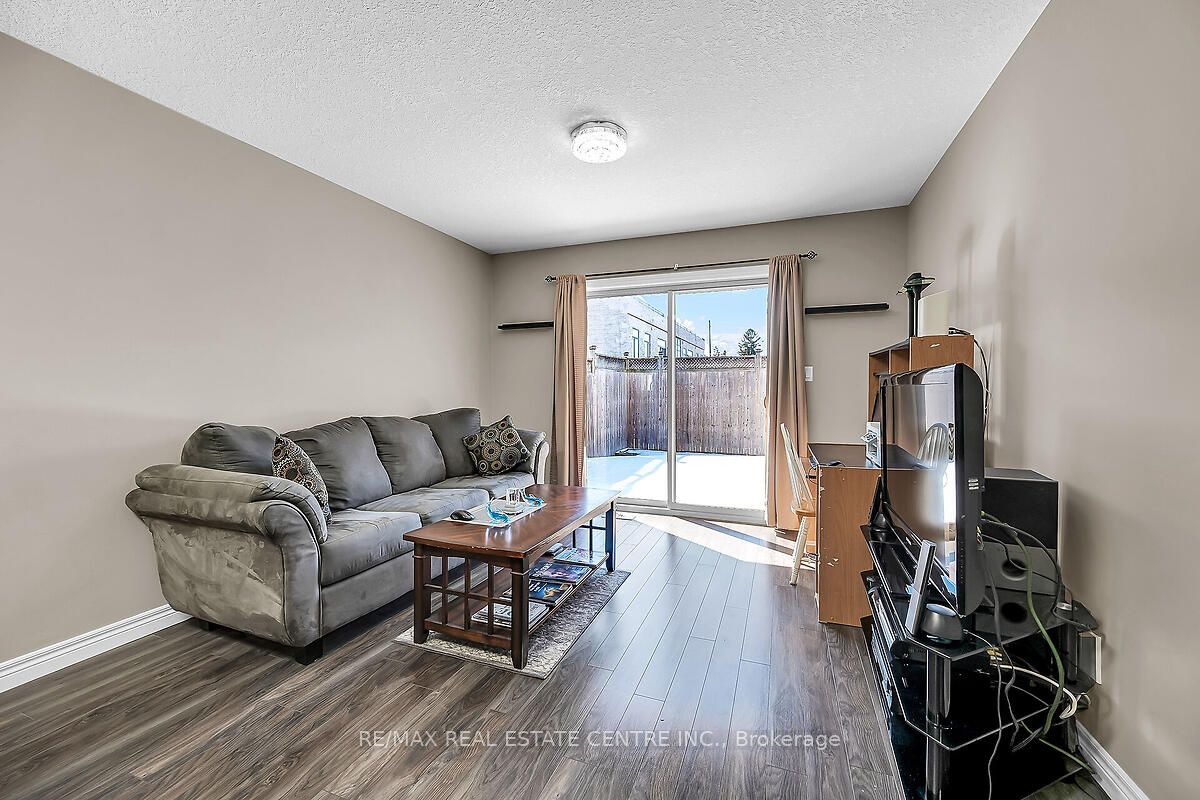 56 Banks Street Property Photo 15