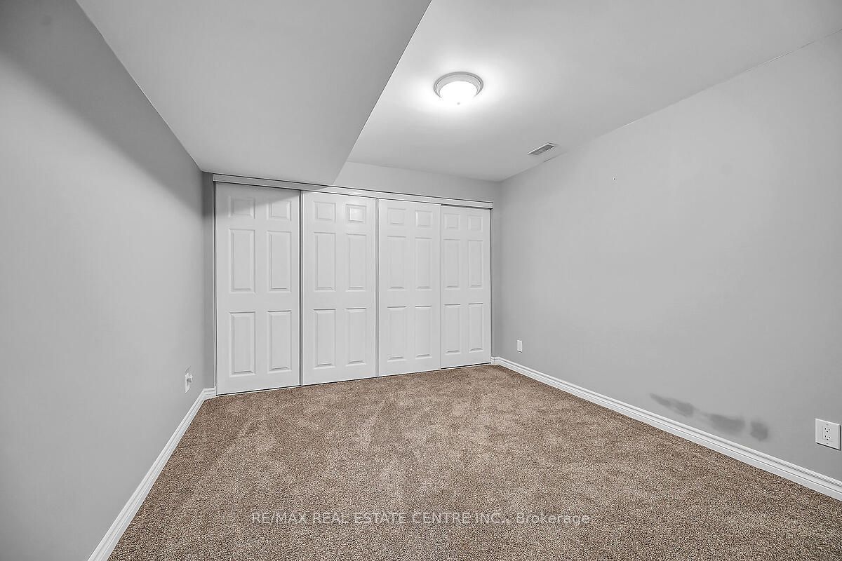 56 Banks Street Property Photo 41