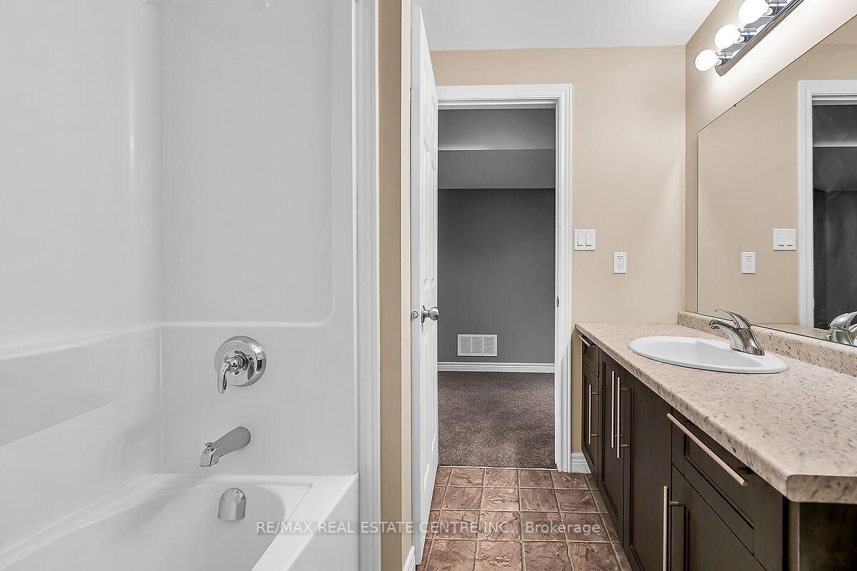 56 Banks Street Property Photo 44