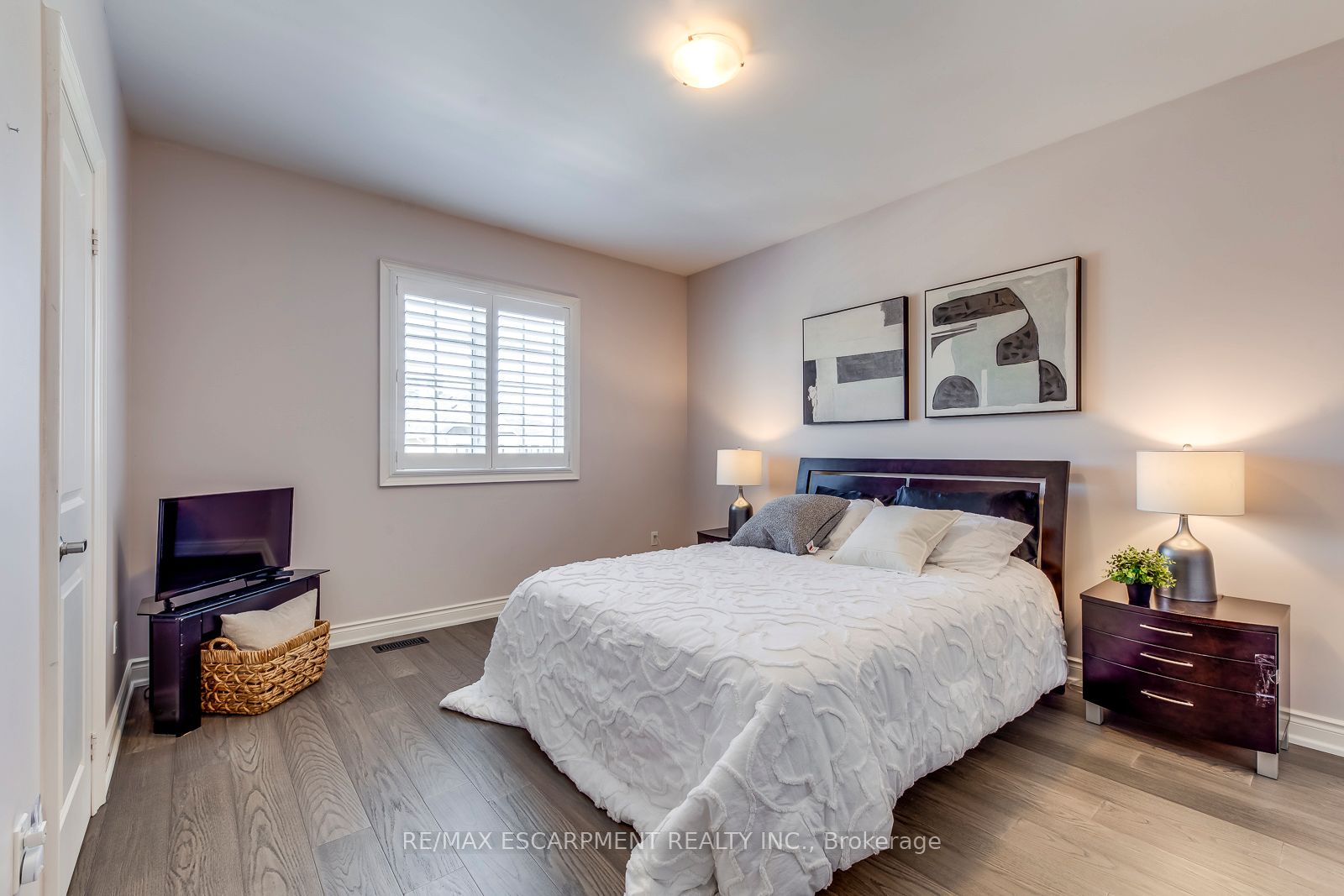 258 Humphrey Street Property Photo 25