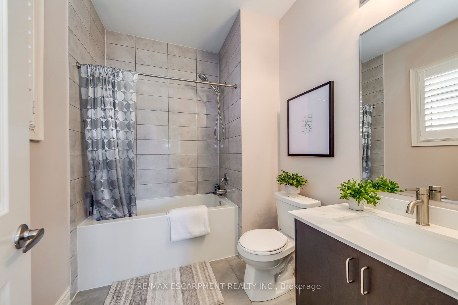 258 Humphrey Street Property Photo 27