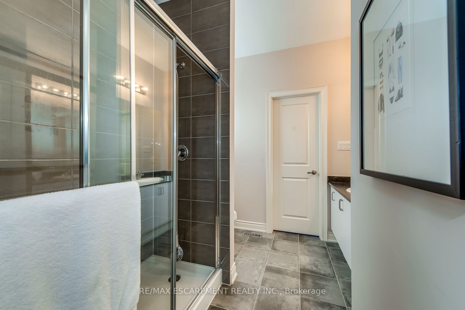 258 Humphrey Street Property Photo 30
