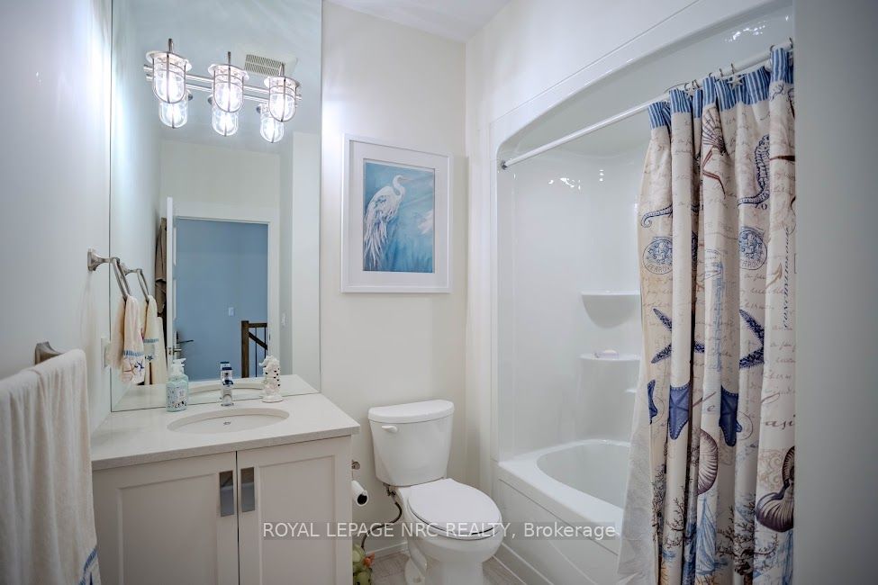 #9 - 3573 Dominion Road Property Photo 6