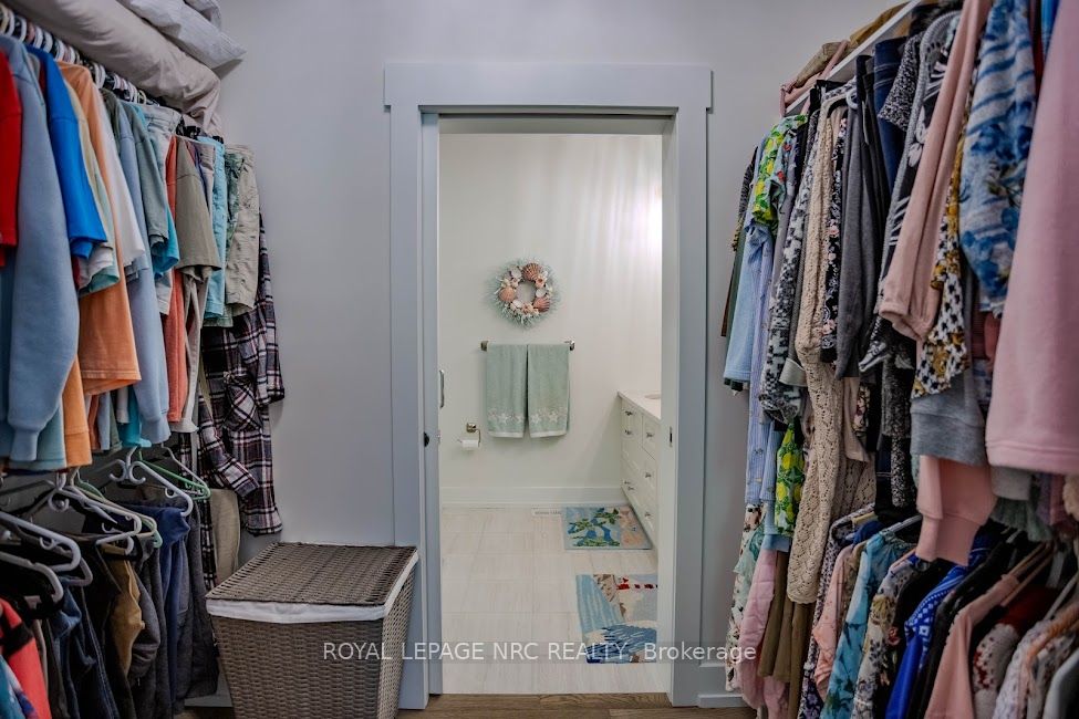 #9 - 3573 Dominion Road Property Photo 16