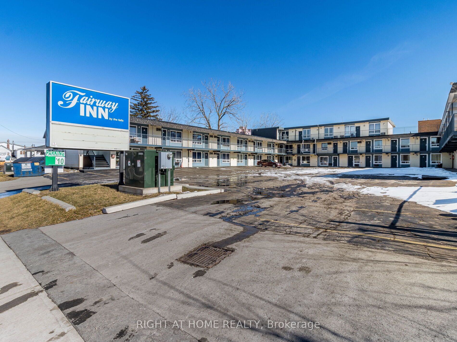 5958 Fallsview Boulevard Property Photo 1