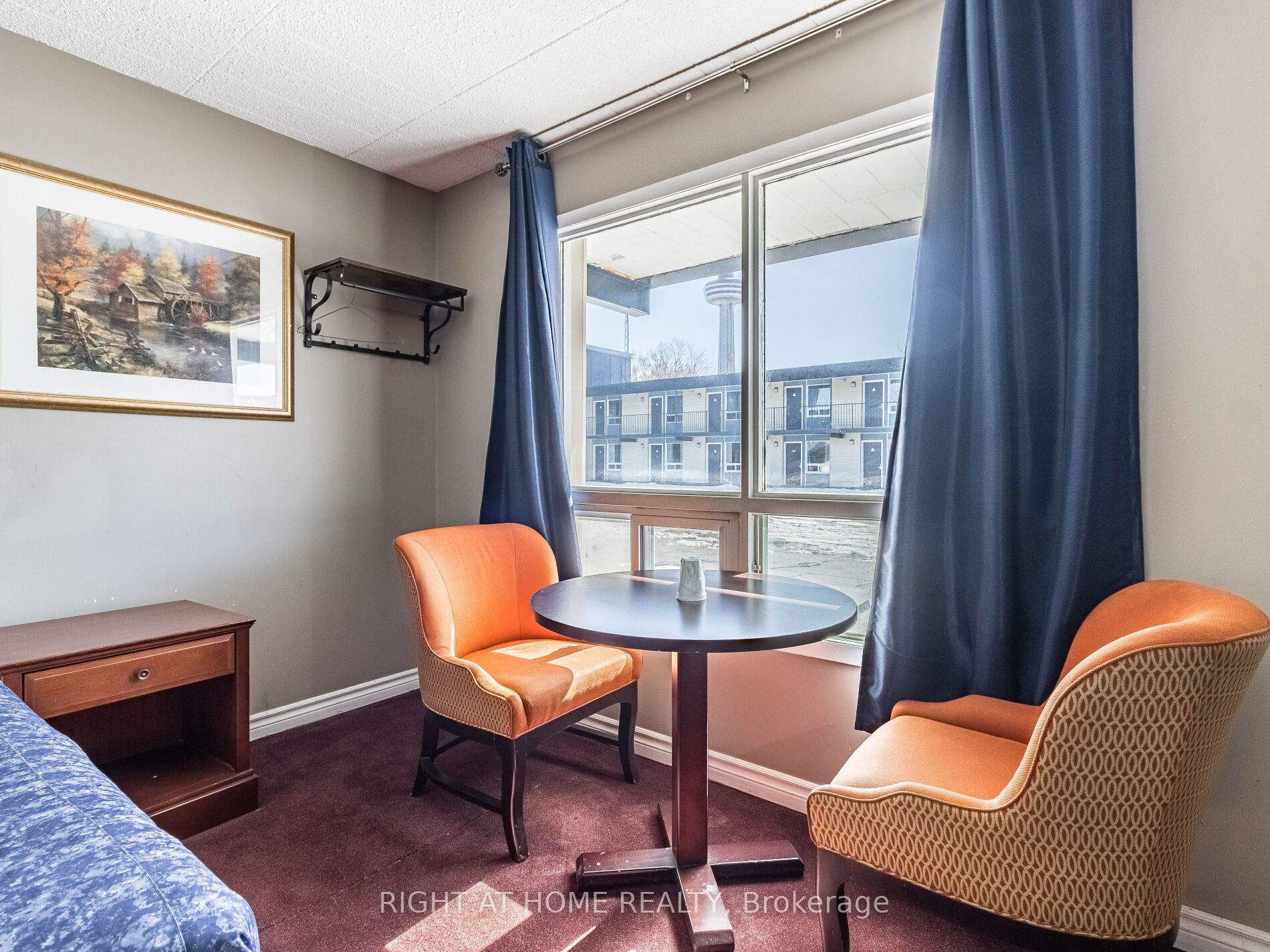 5958 Fallsview Boulevard Property Photo 15