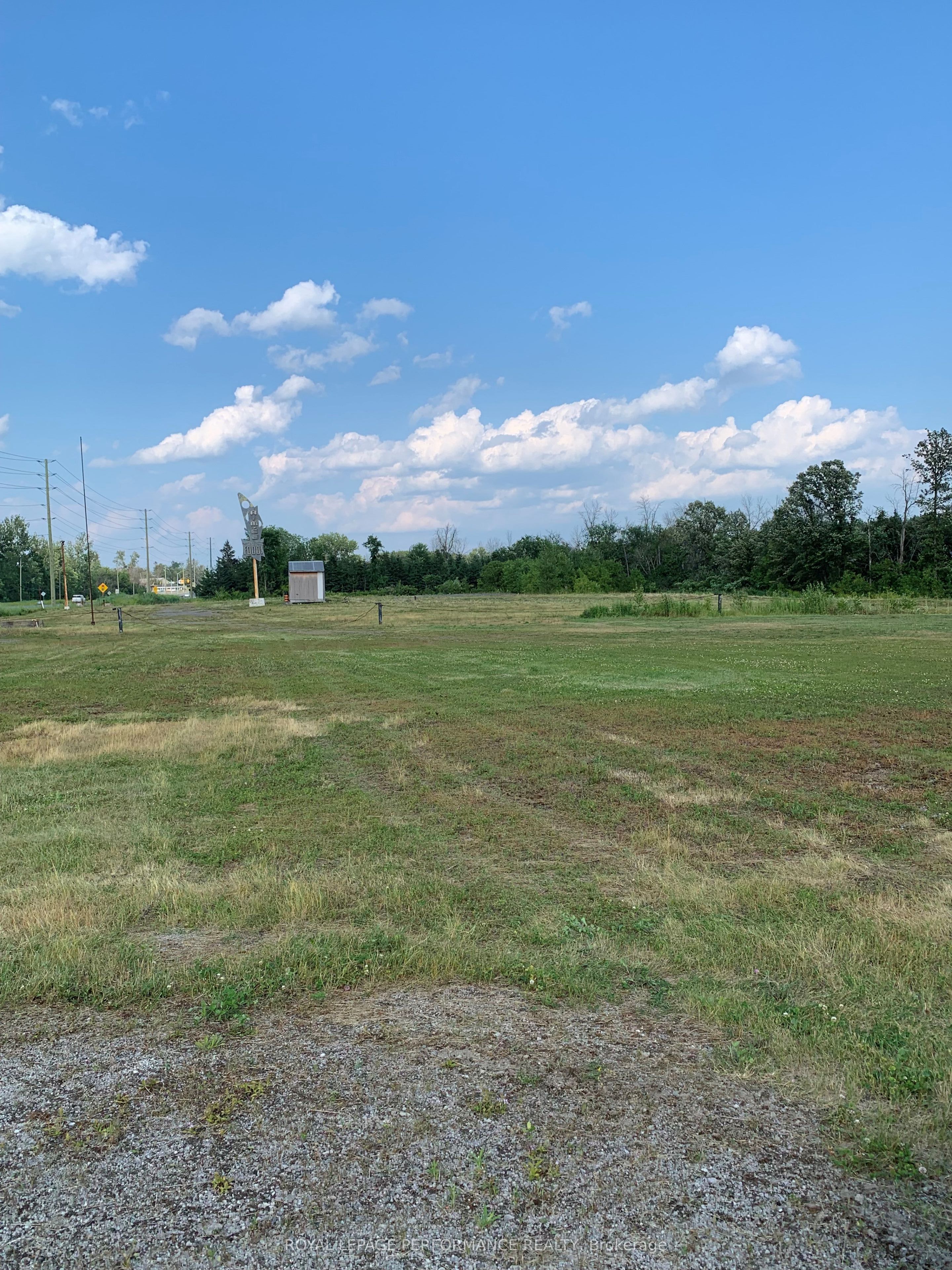 1031 County Rd 17 Highway Property Photo