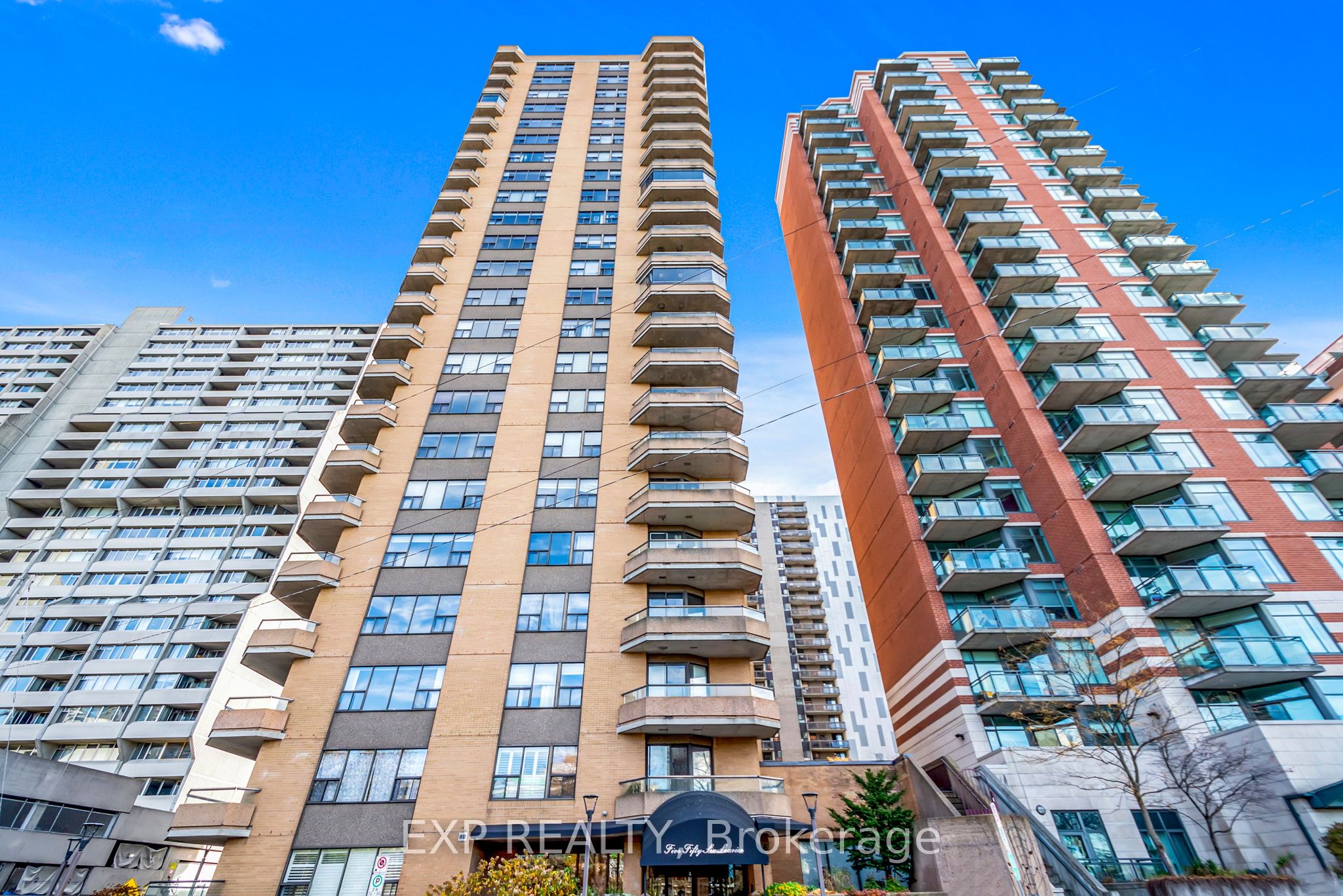 #704 - 556 Laurier Avenue Property Photo