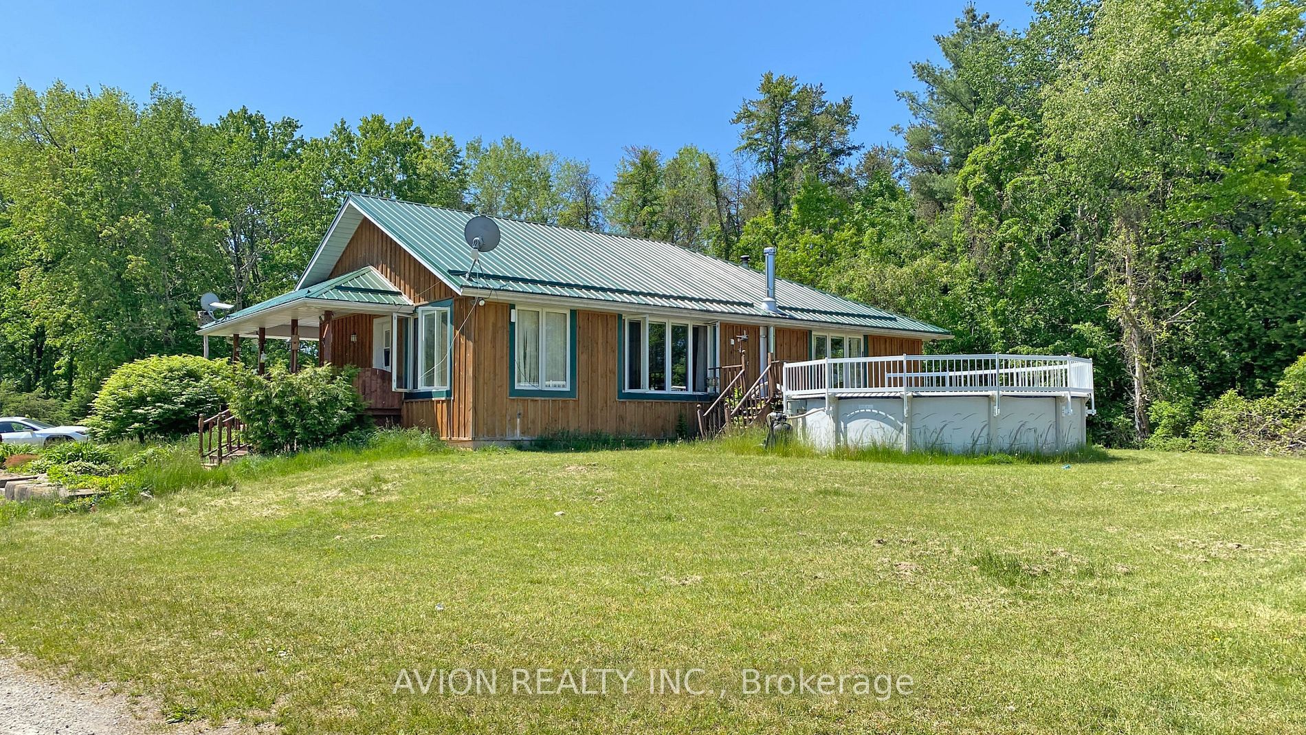 1229 Norfolk County Rd 19 Road Property Photo 2