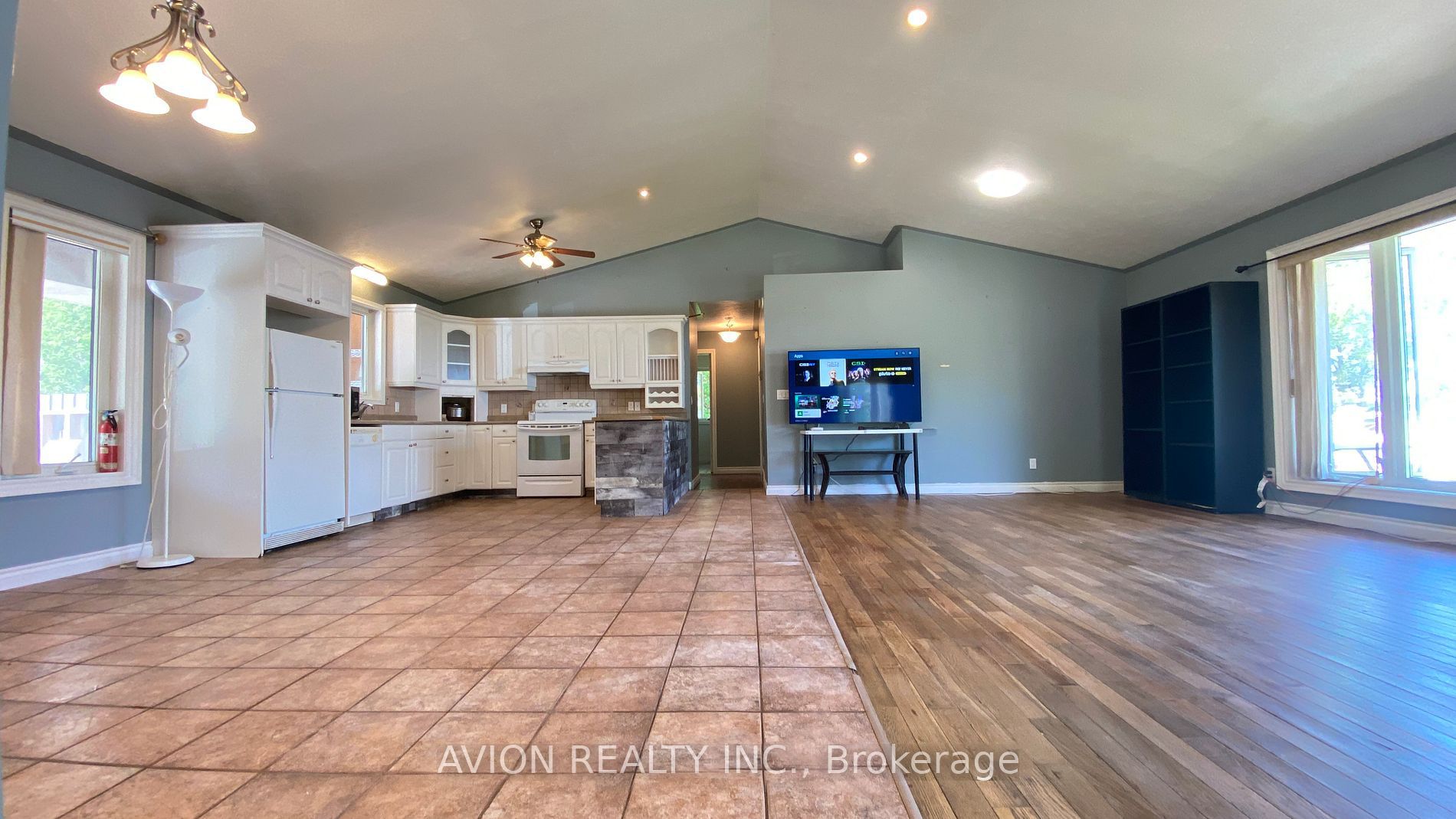 1229 Norfolk County Rd 19 Road Property Photo 6
