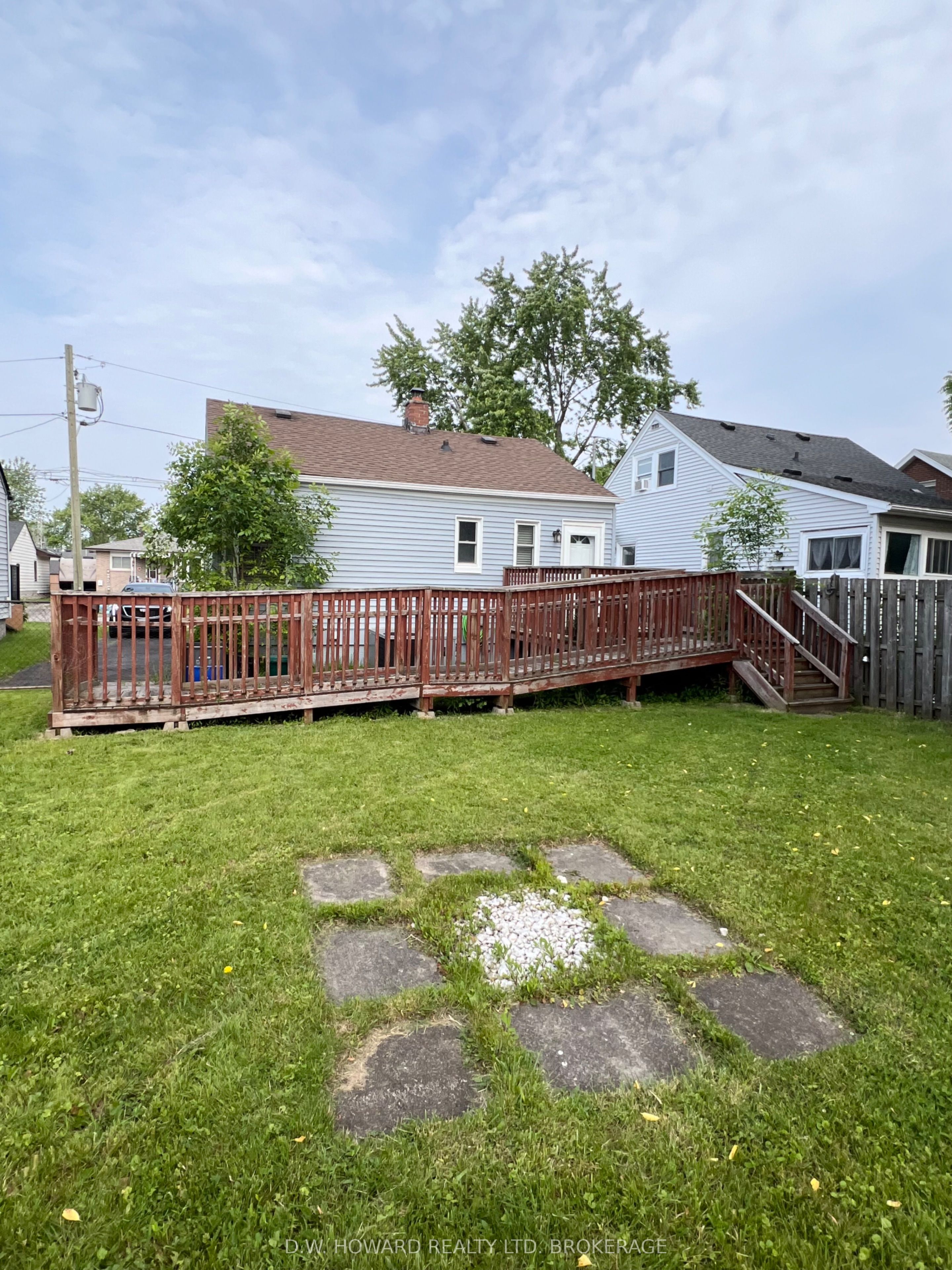 41 Aberdeen Court Property Photo 12