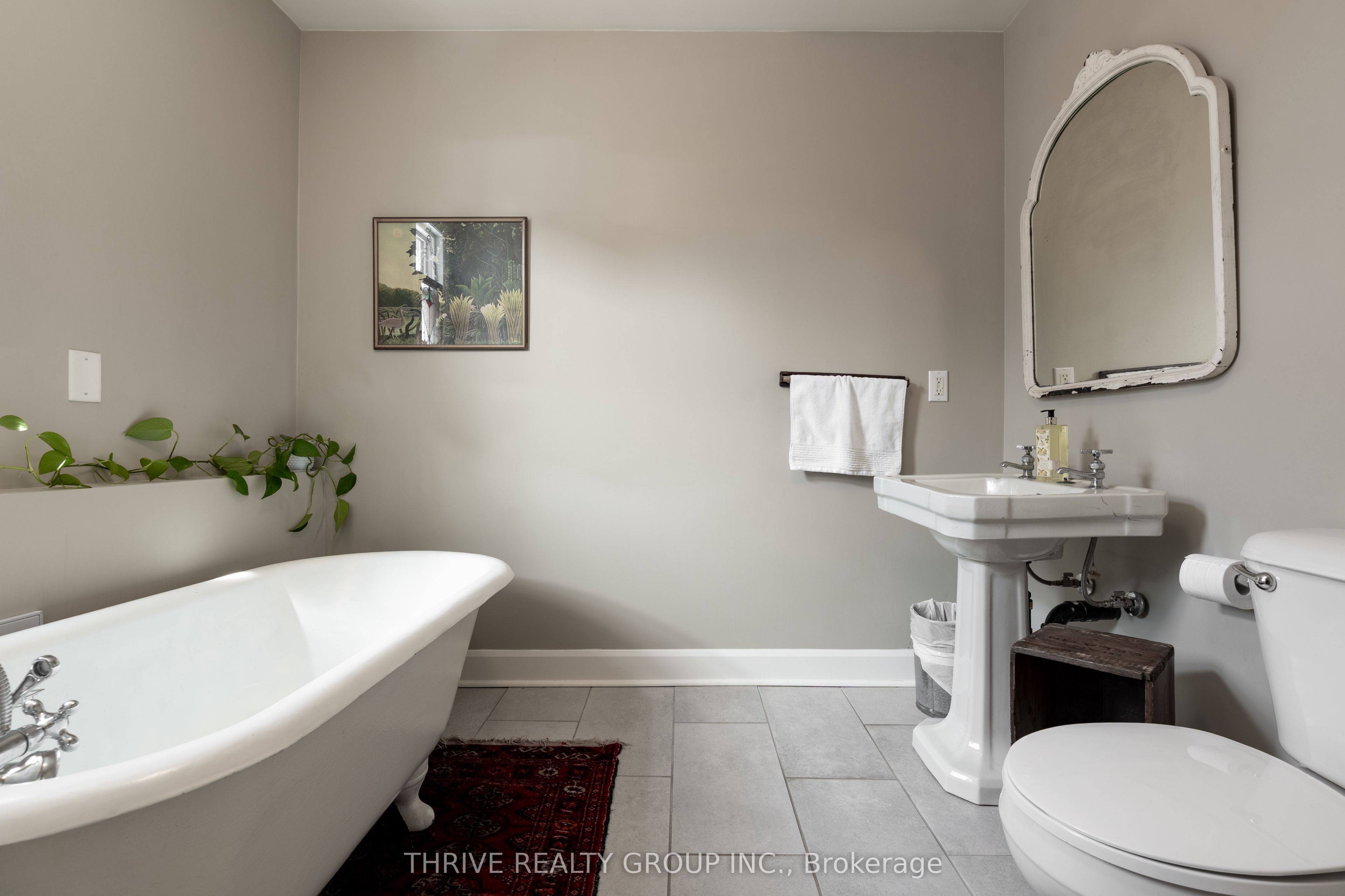 839 Maitland Street Property Photo 18