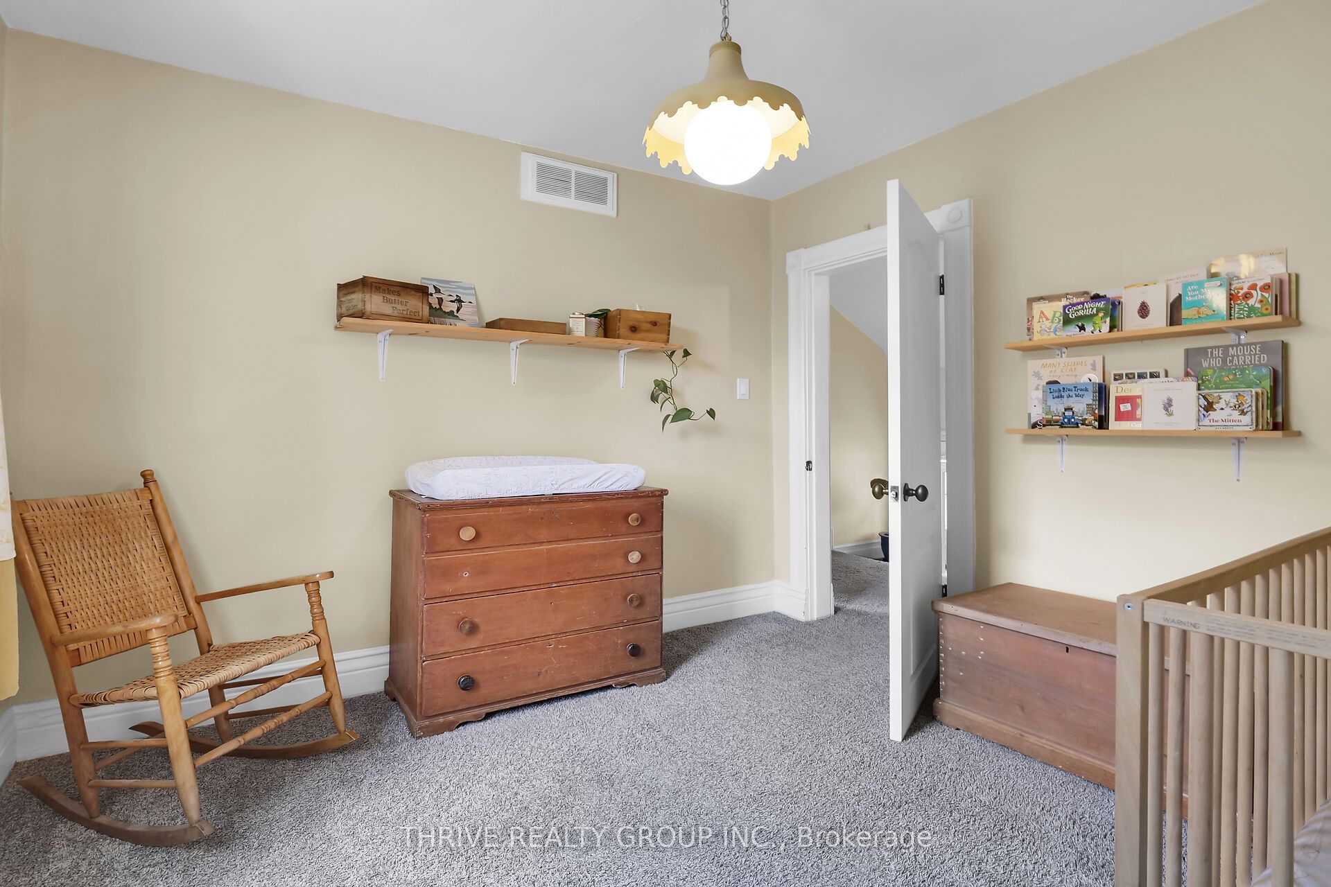 839 Maitland Street Property Photo 24