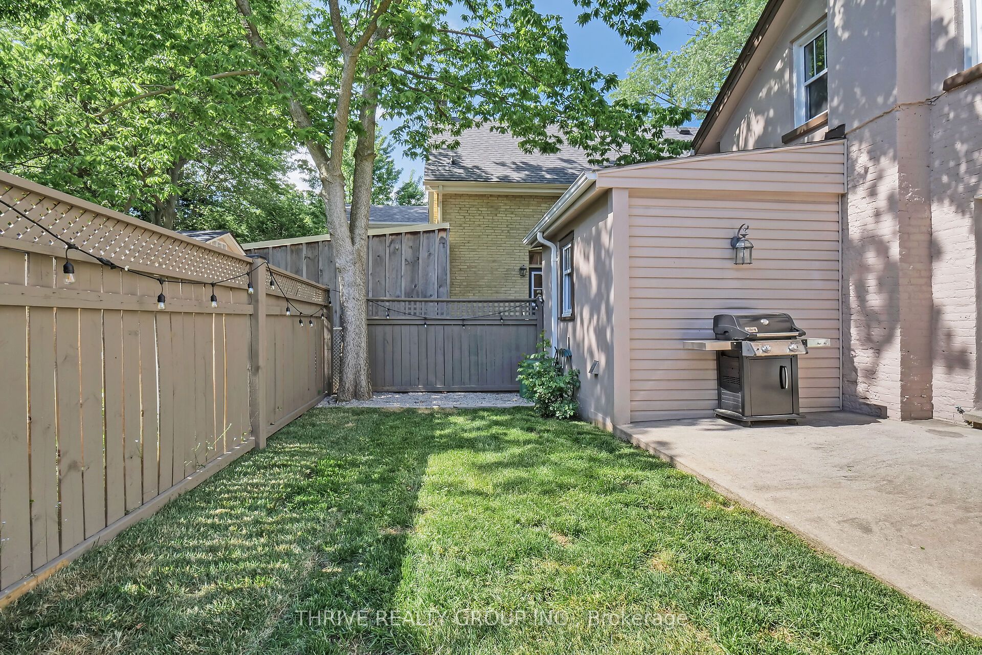839 Maitland Street Property Photo 32