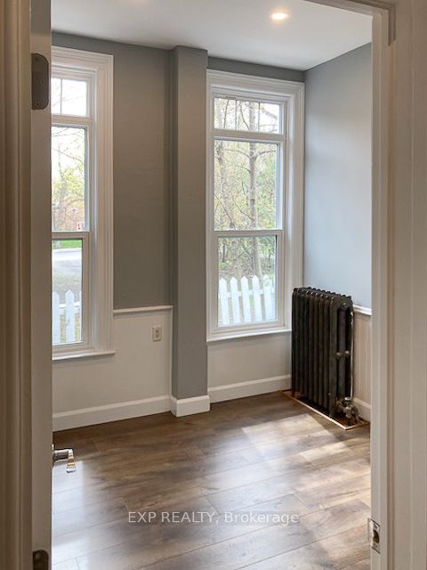 55-57 Dundas Street W Property Photo 20