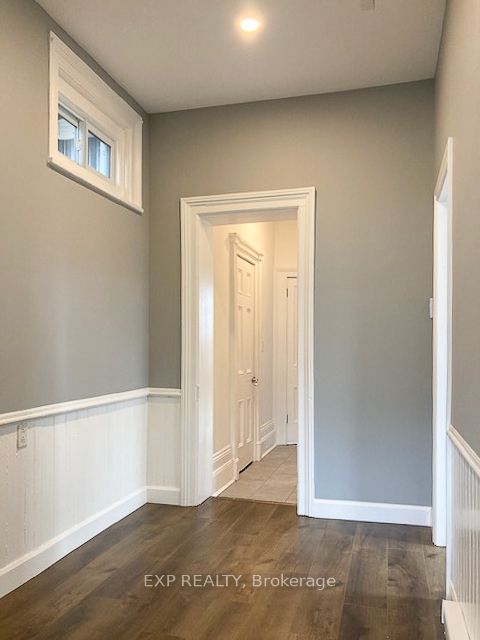 55-57 Dundas Street W Property Photo 21
