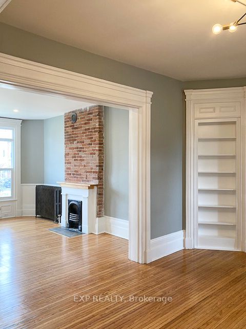 55-57 Dundas Street W Property Photo 25