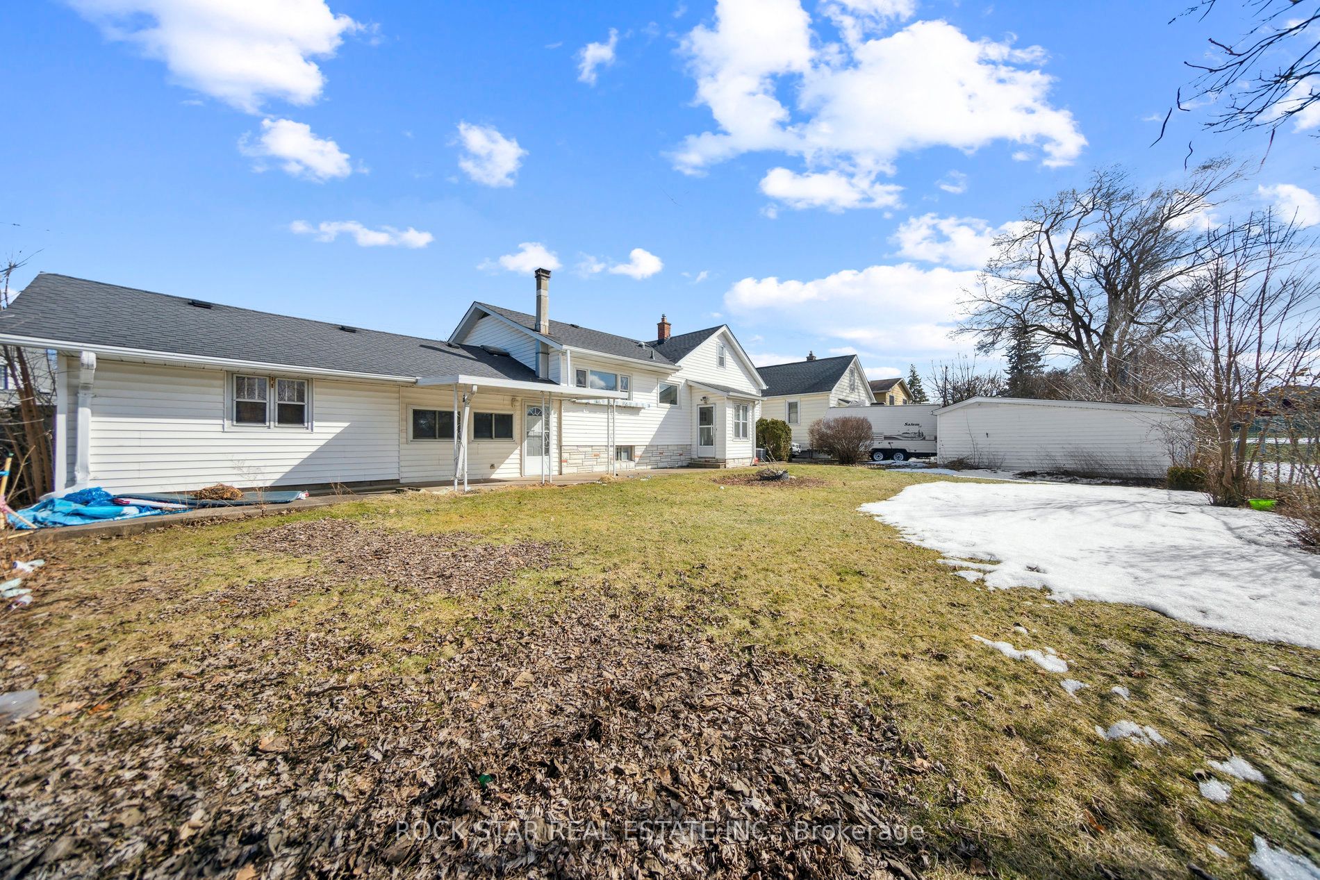 73 Bunting Road Property Photo 2