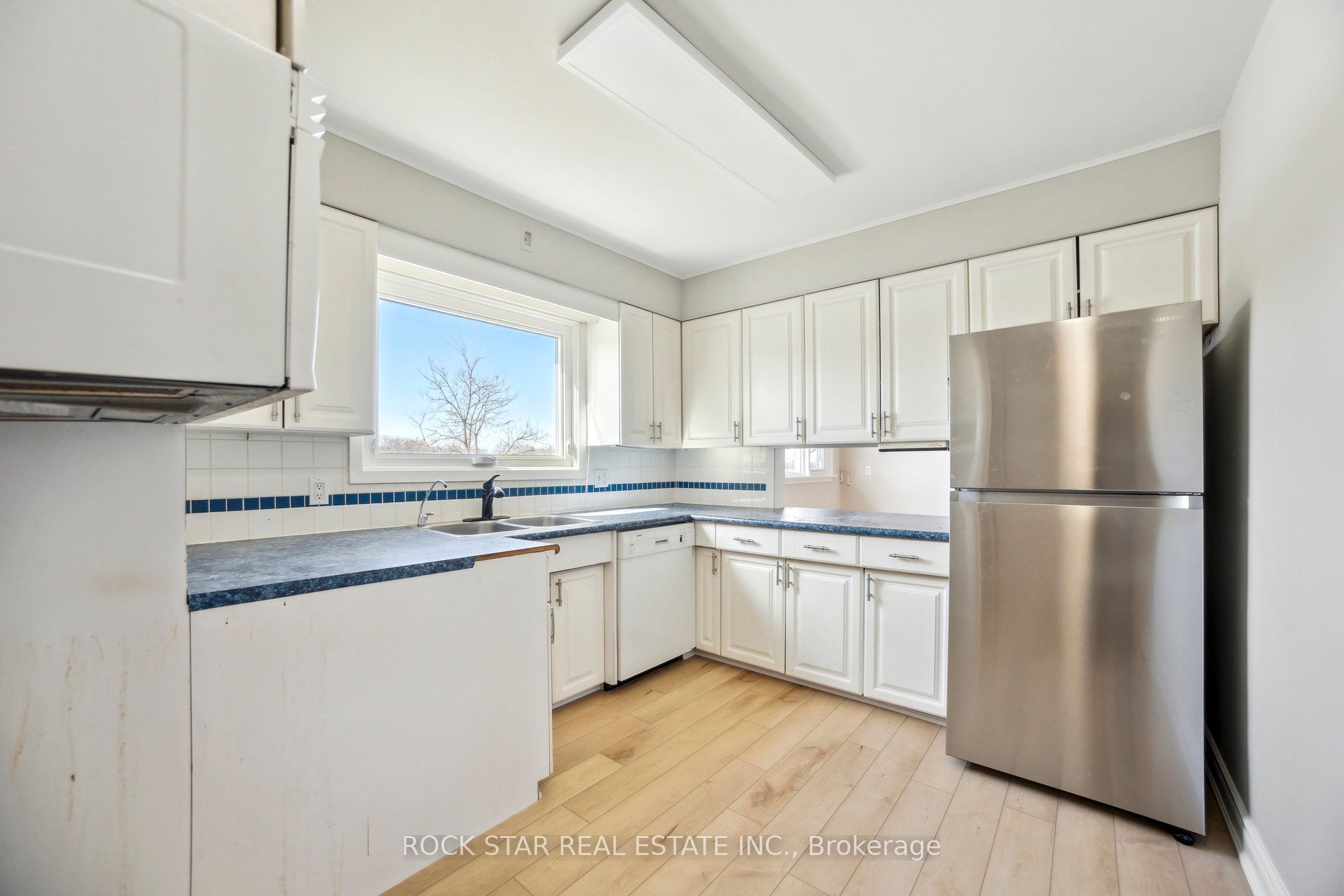73 Bunting Road Property Photo 10