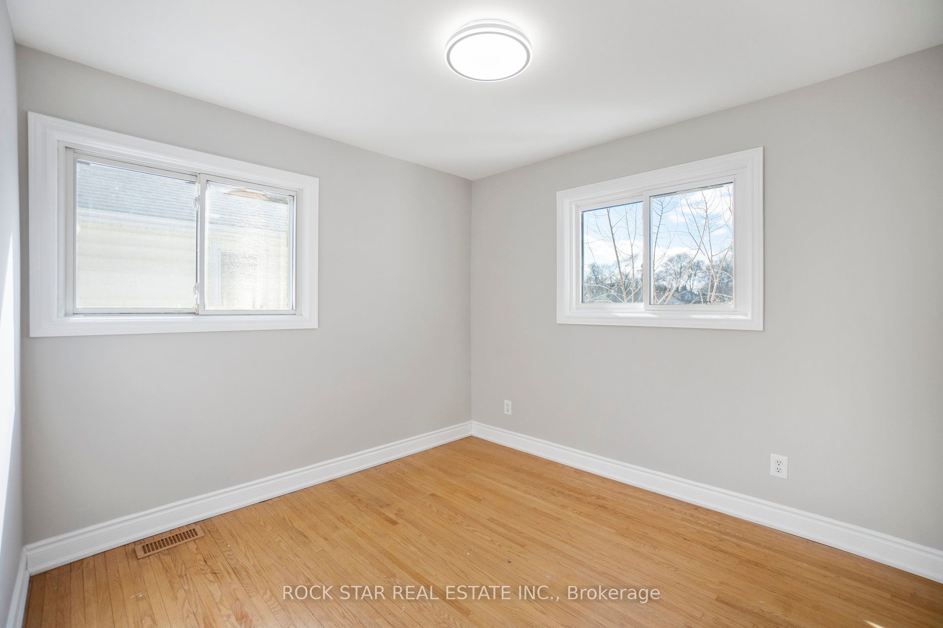 73 Bunting Road Property Photo 11