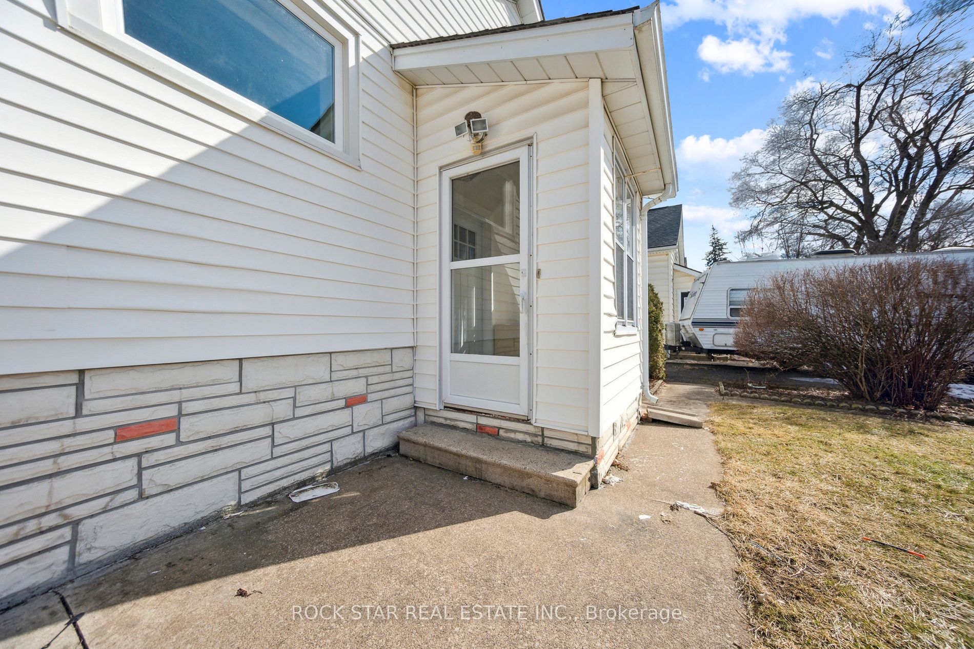 73 Bunting Road Property Photo 22