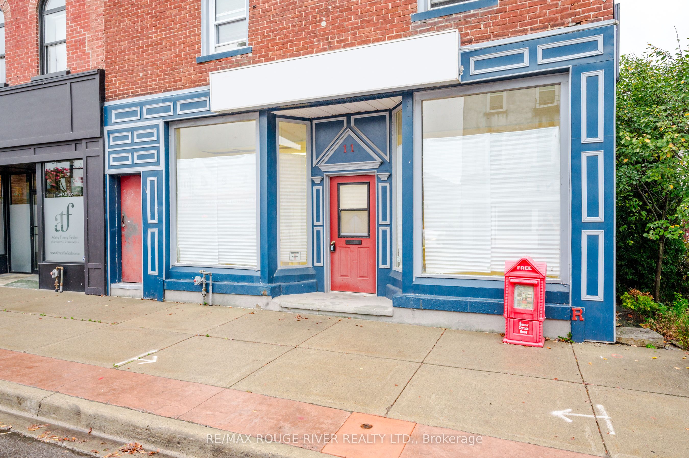 11 Front Street Property Photo 1