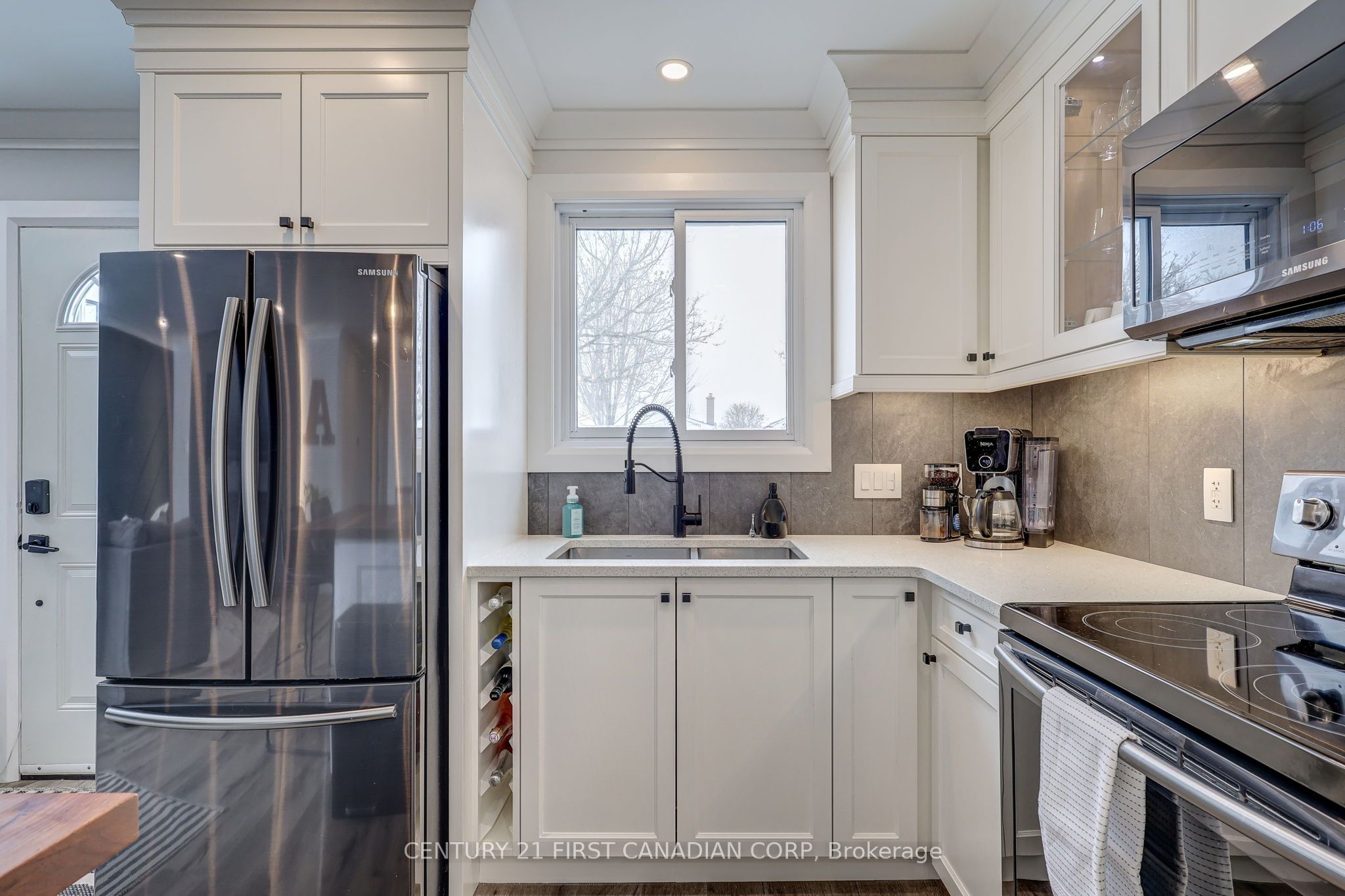 15 Harding Crescent Property Photo 6