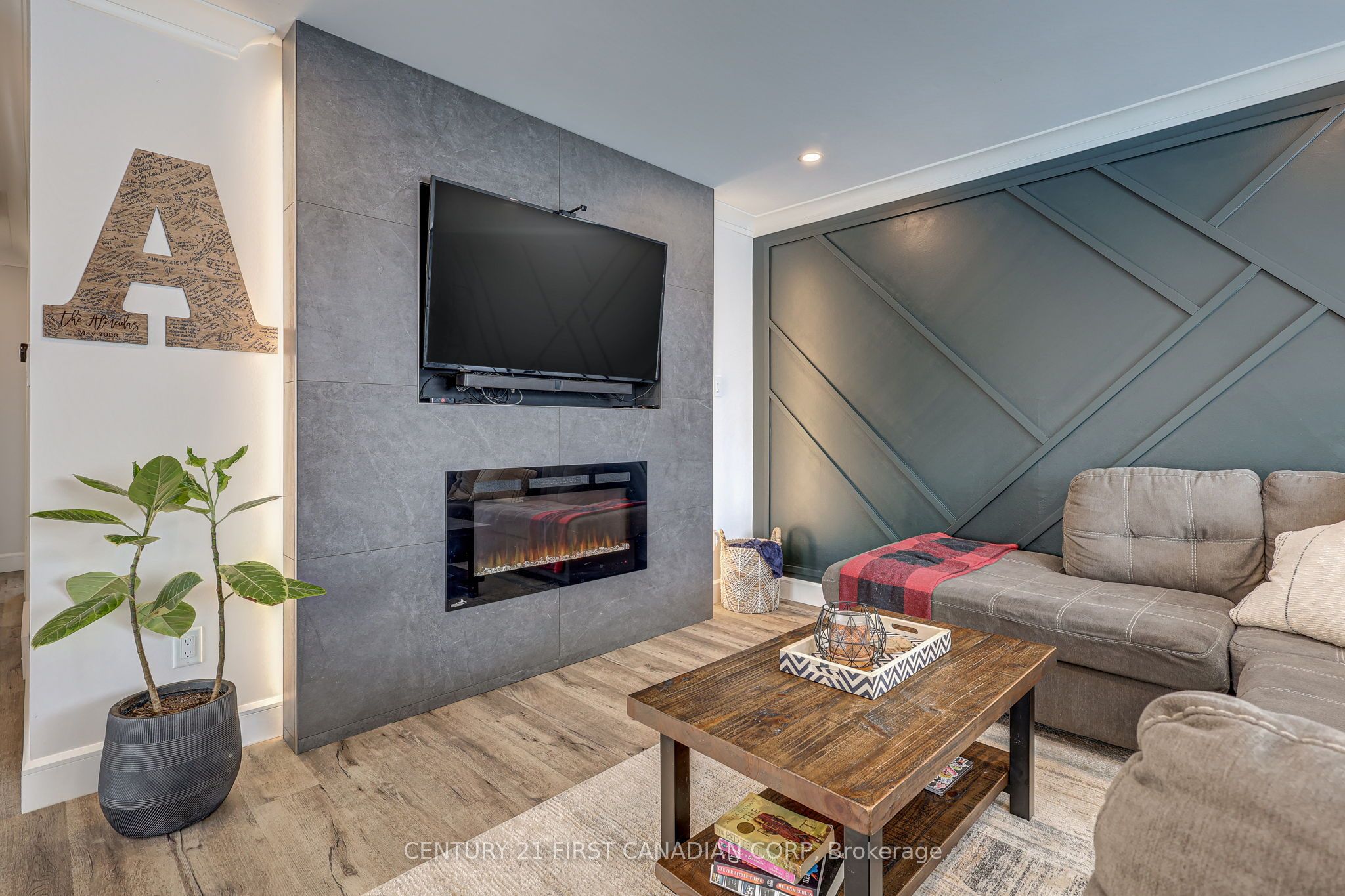 15 Harding Crescent Property Photo 14