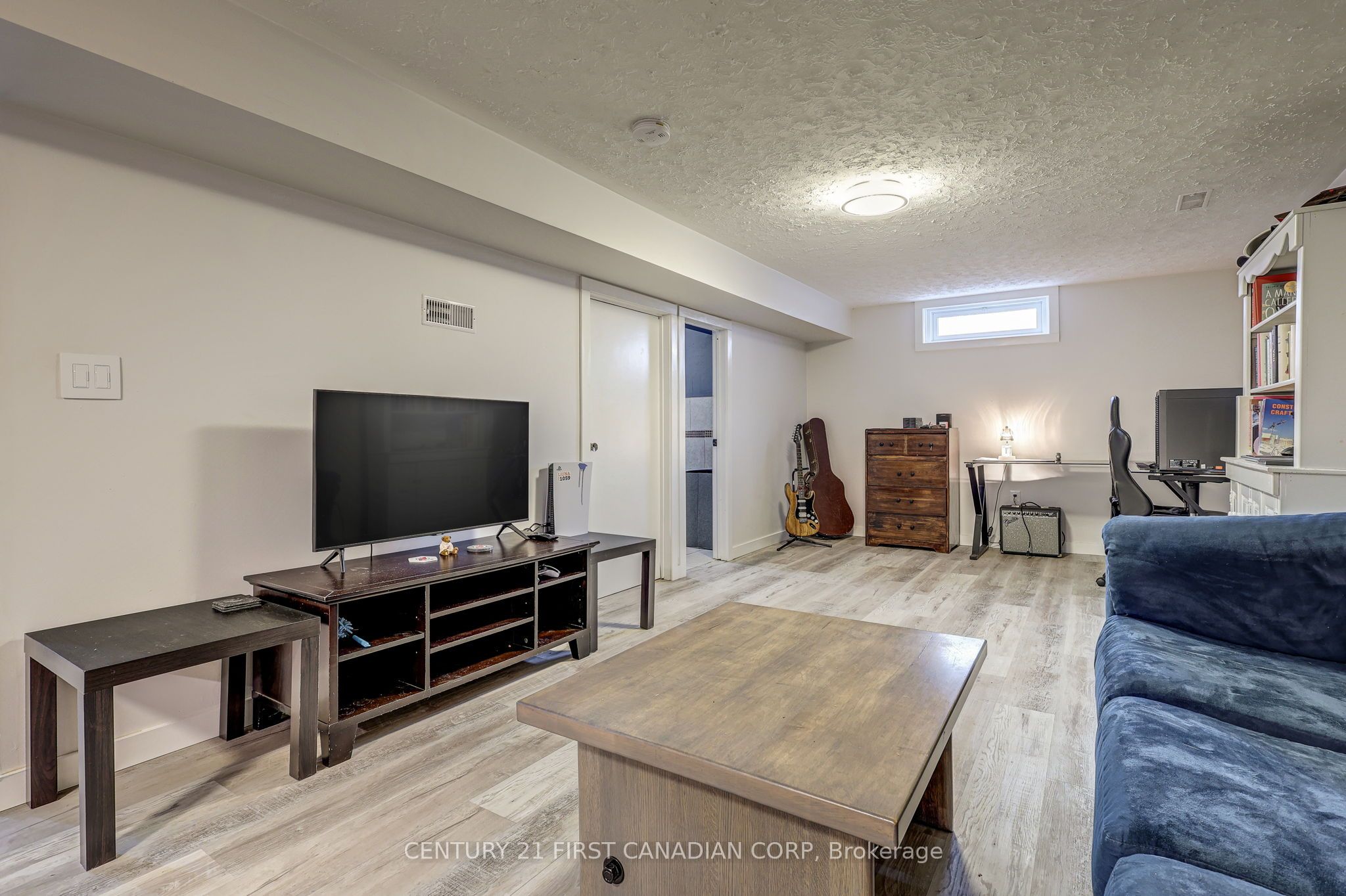 15 Harding Crescent Property Photo 28