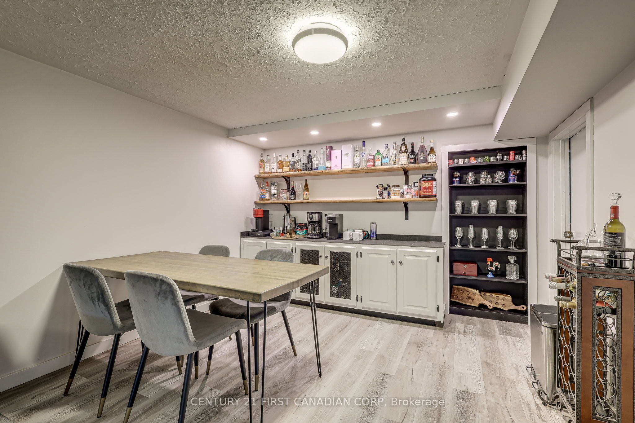 15 Harding Crescent Property Photo 31