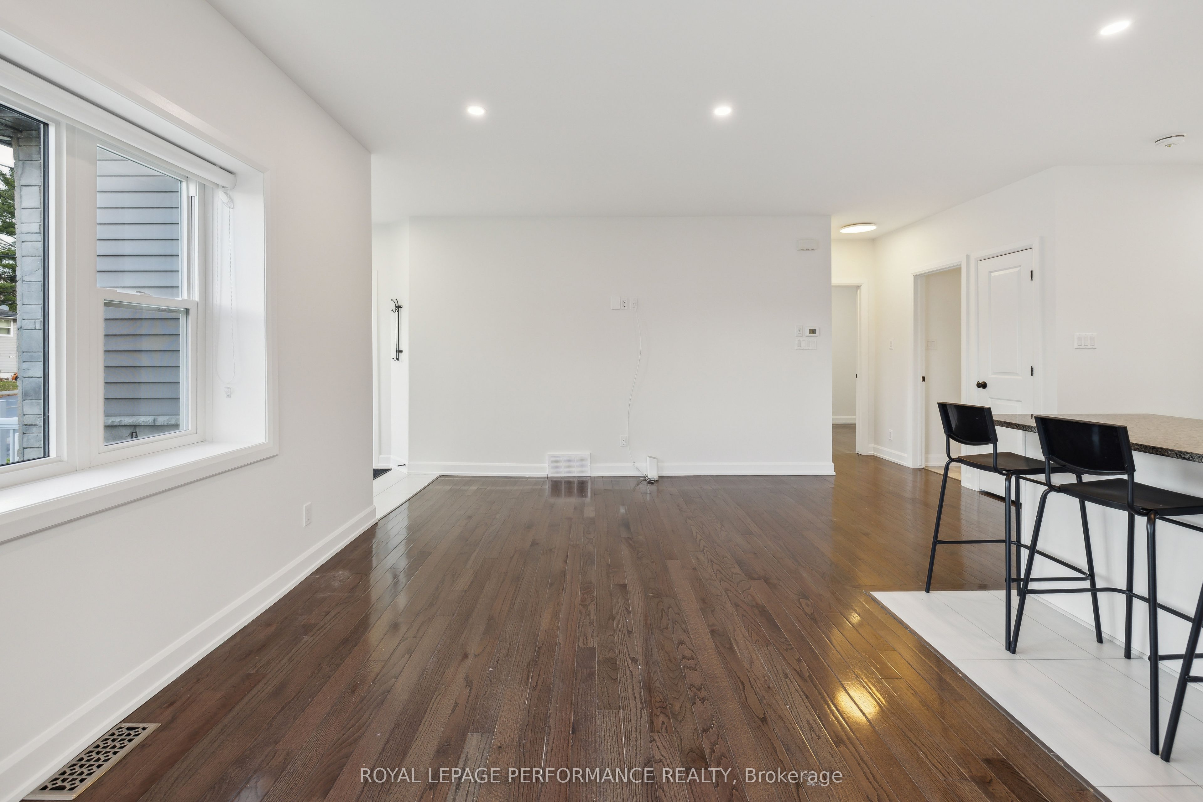 1459 Laurier Street Property Photo 17