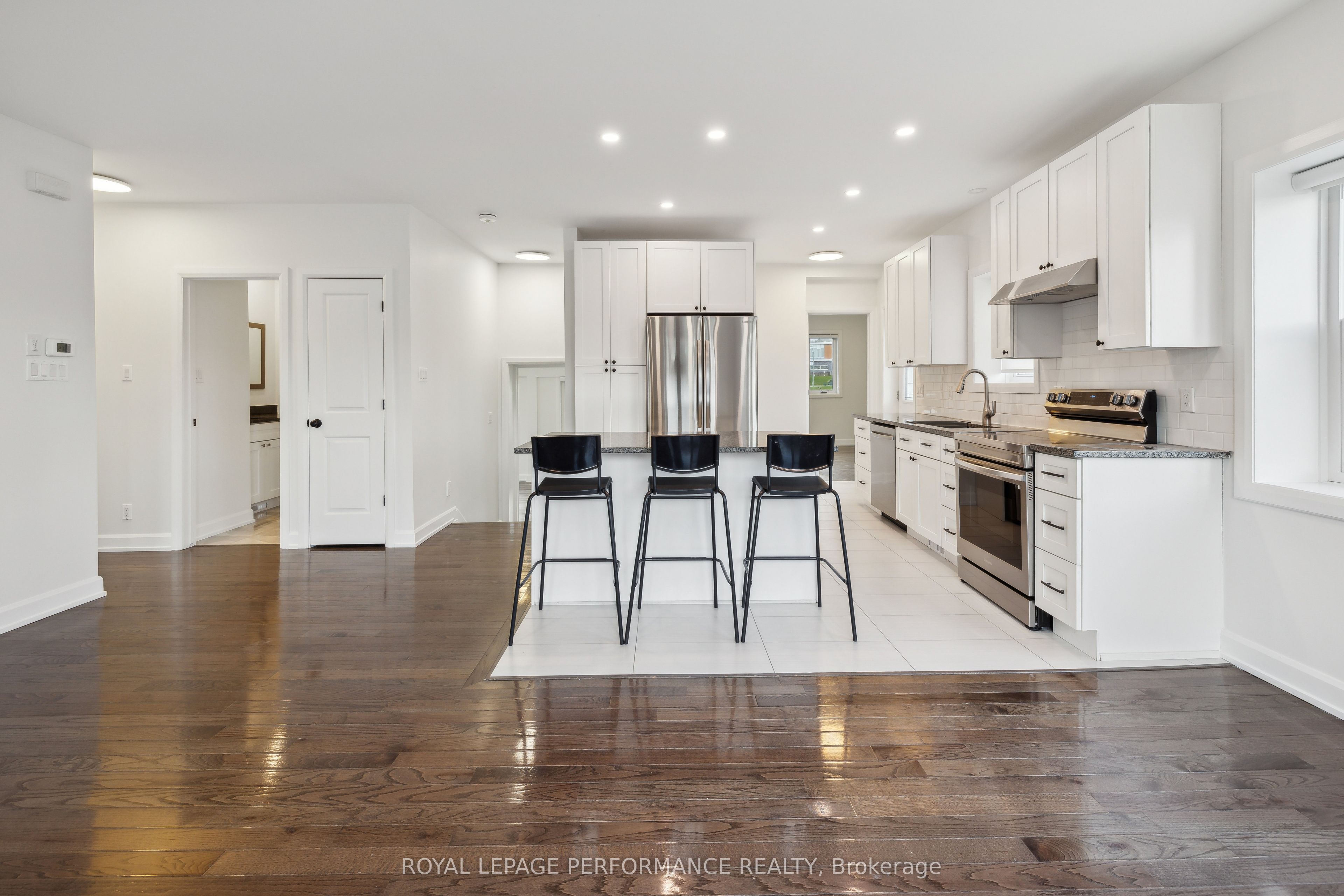 1459 Laurier Street Property Photo 19
