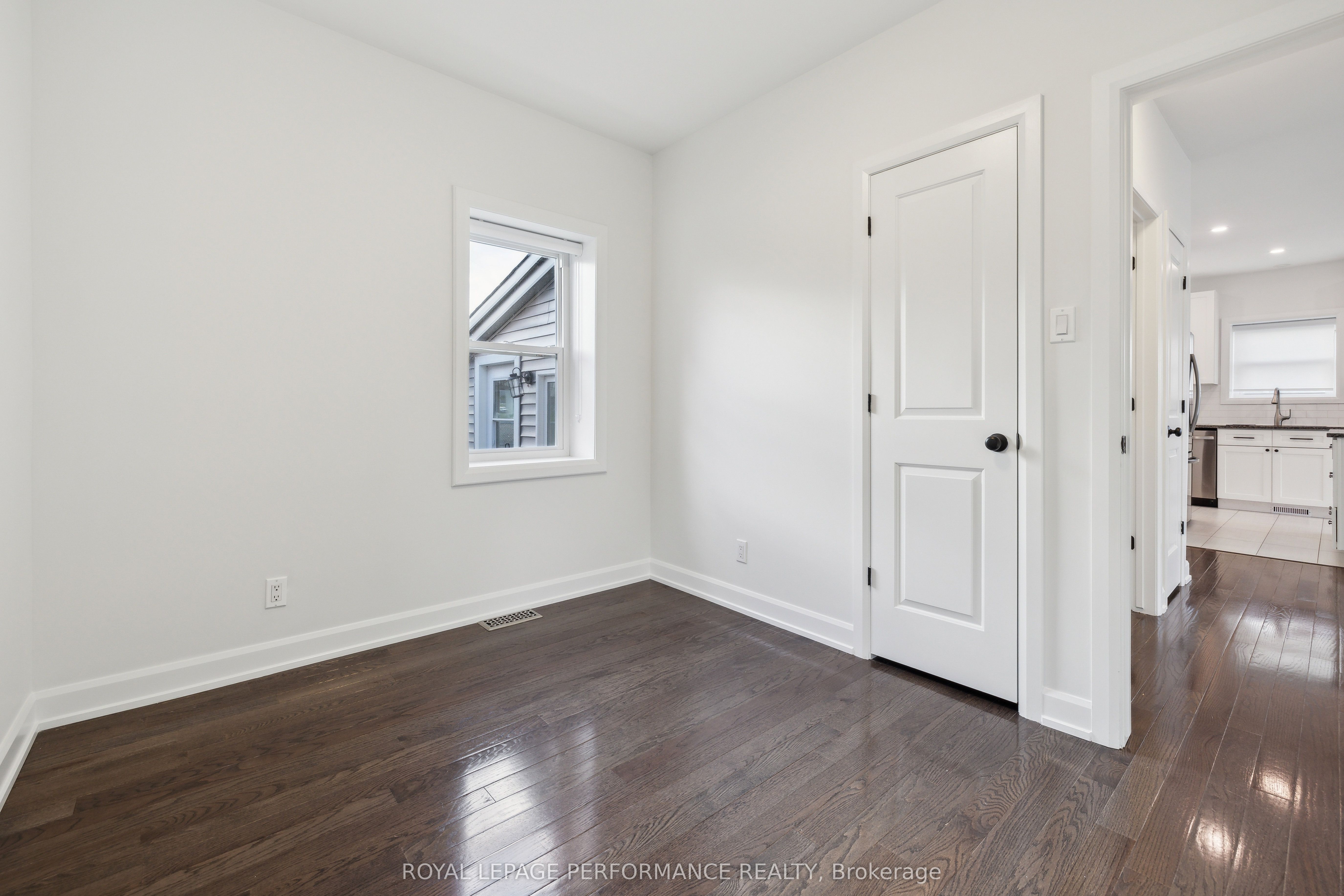 1459 Laurier Street Property Photo 25