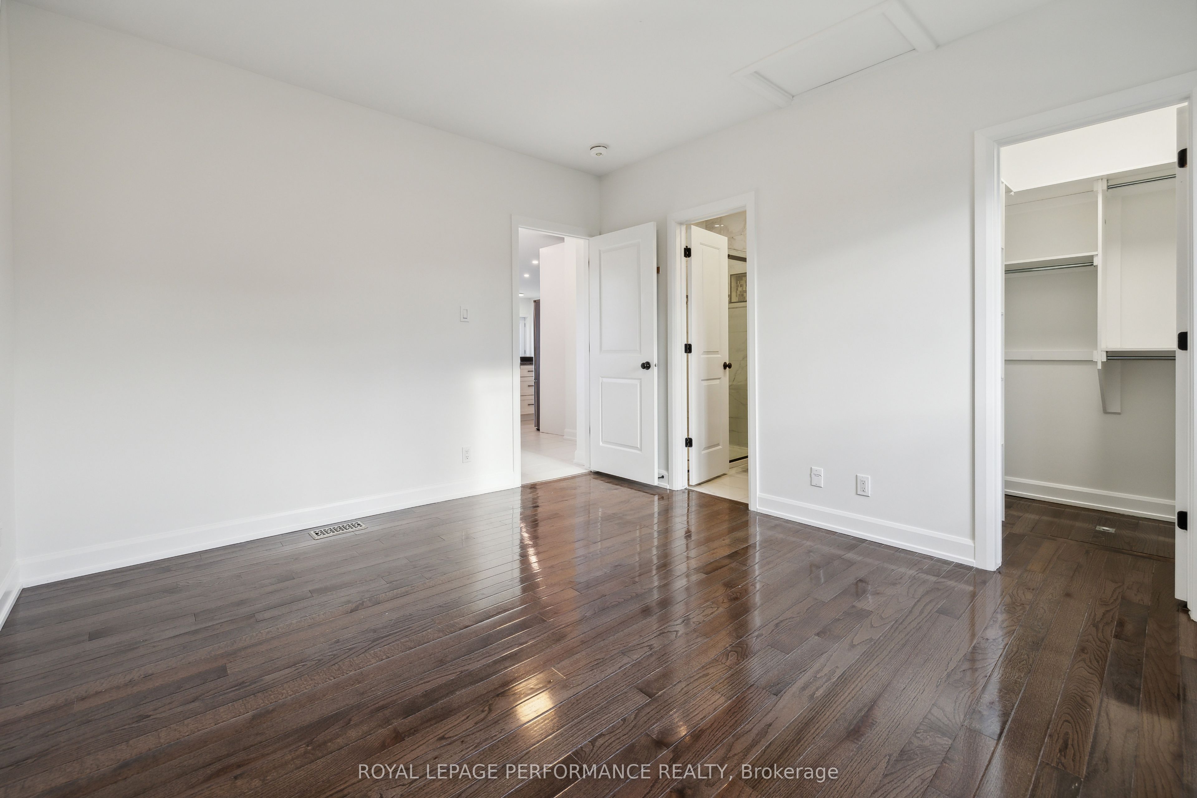 1459 Laurier Street Property Photo 34