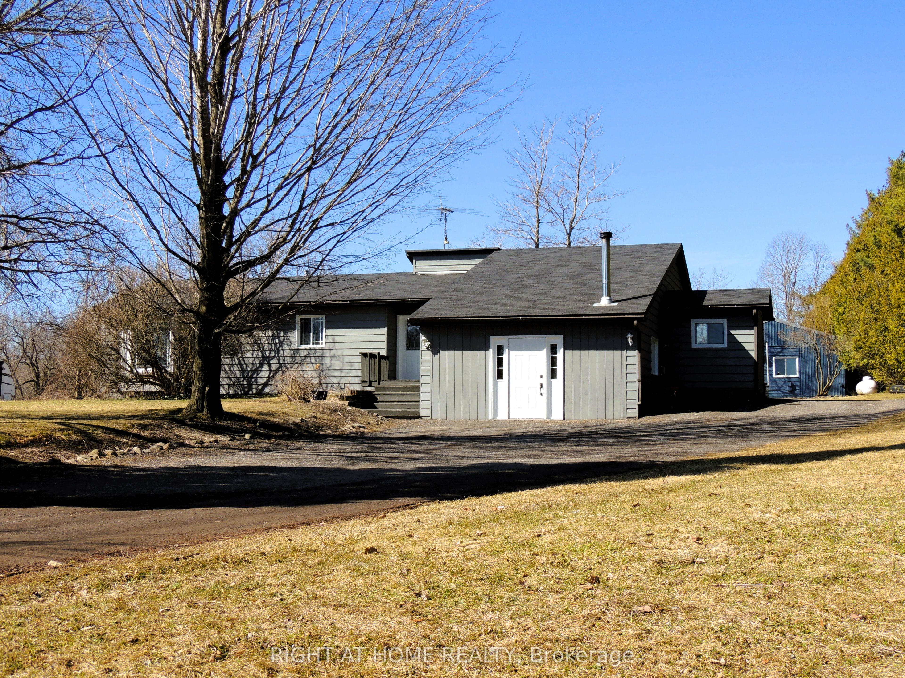 488 Ava Crescent Property Photo