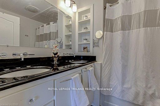 1281 Scotland Drive Property Photo 13