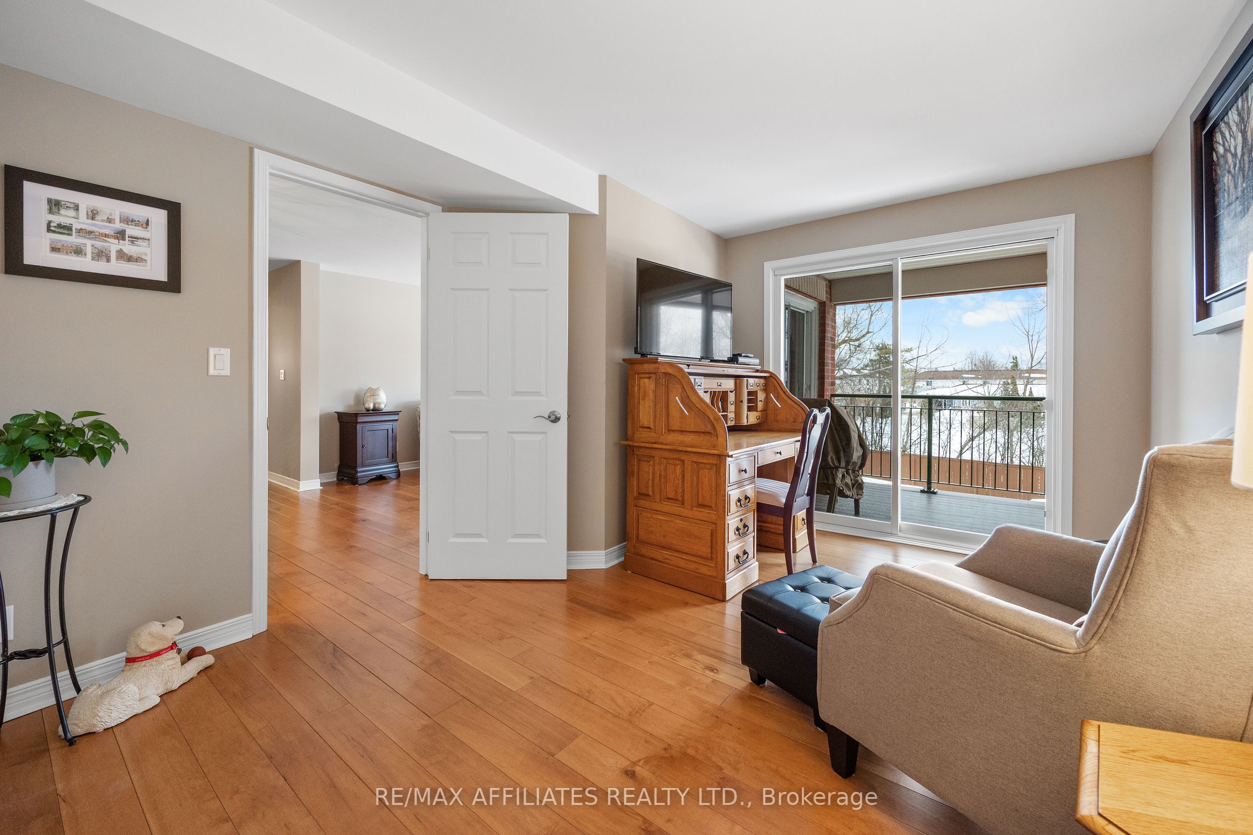 #208 - 23 Rogers Road Property Photo 19