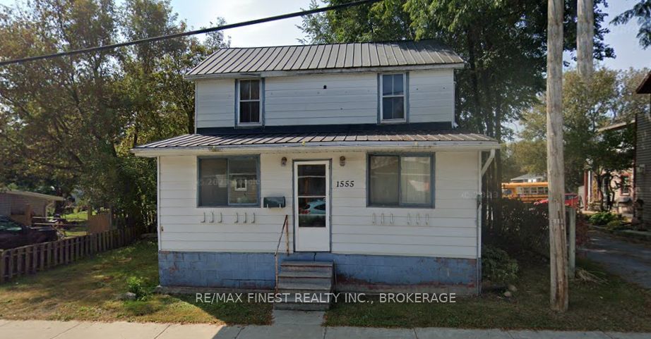 1555 Lake Road Property Photo