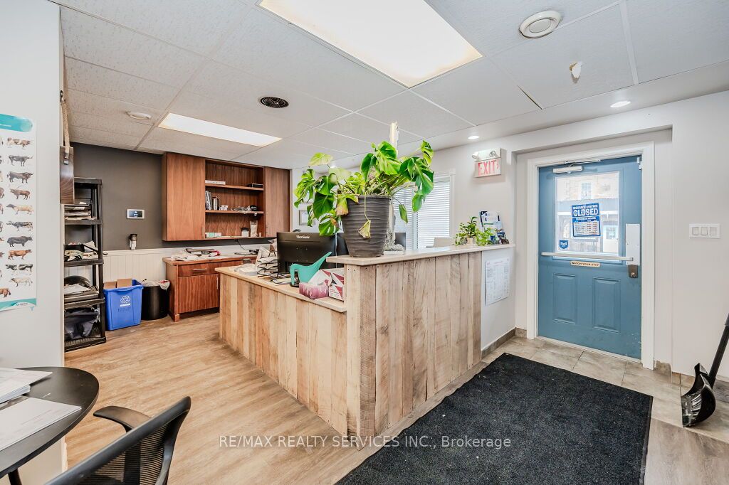 3590 Lobsinger Line Property Photo 2