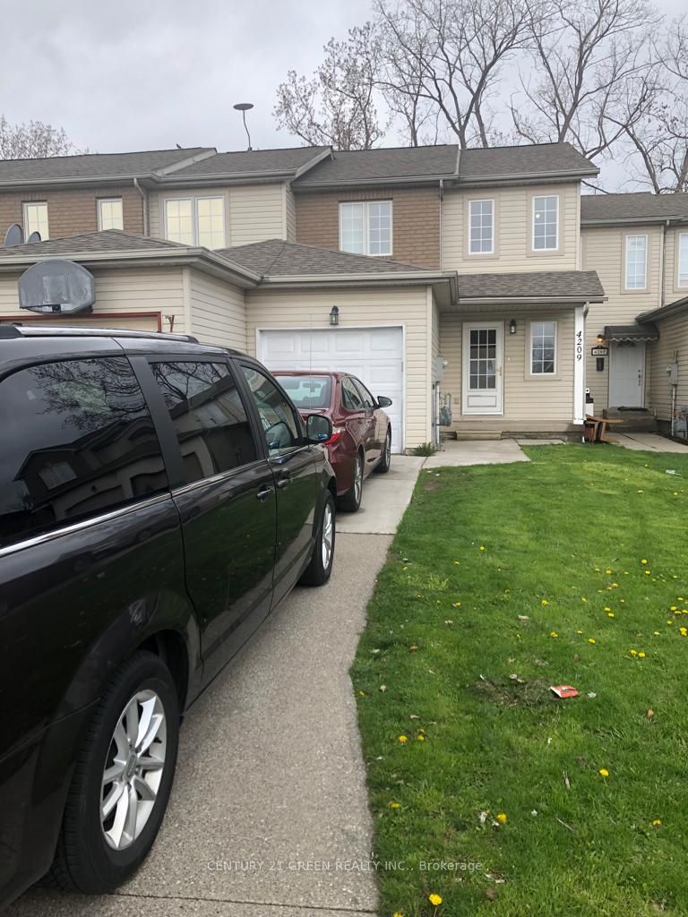 4209 Pioneer Avenue Property Photo 1