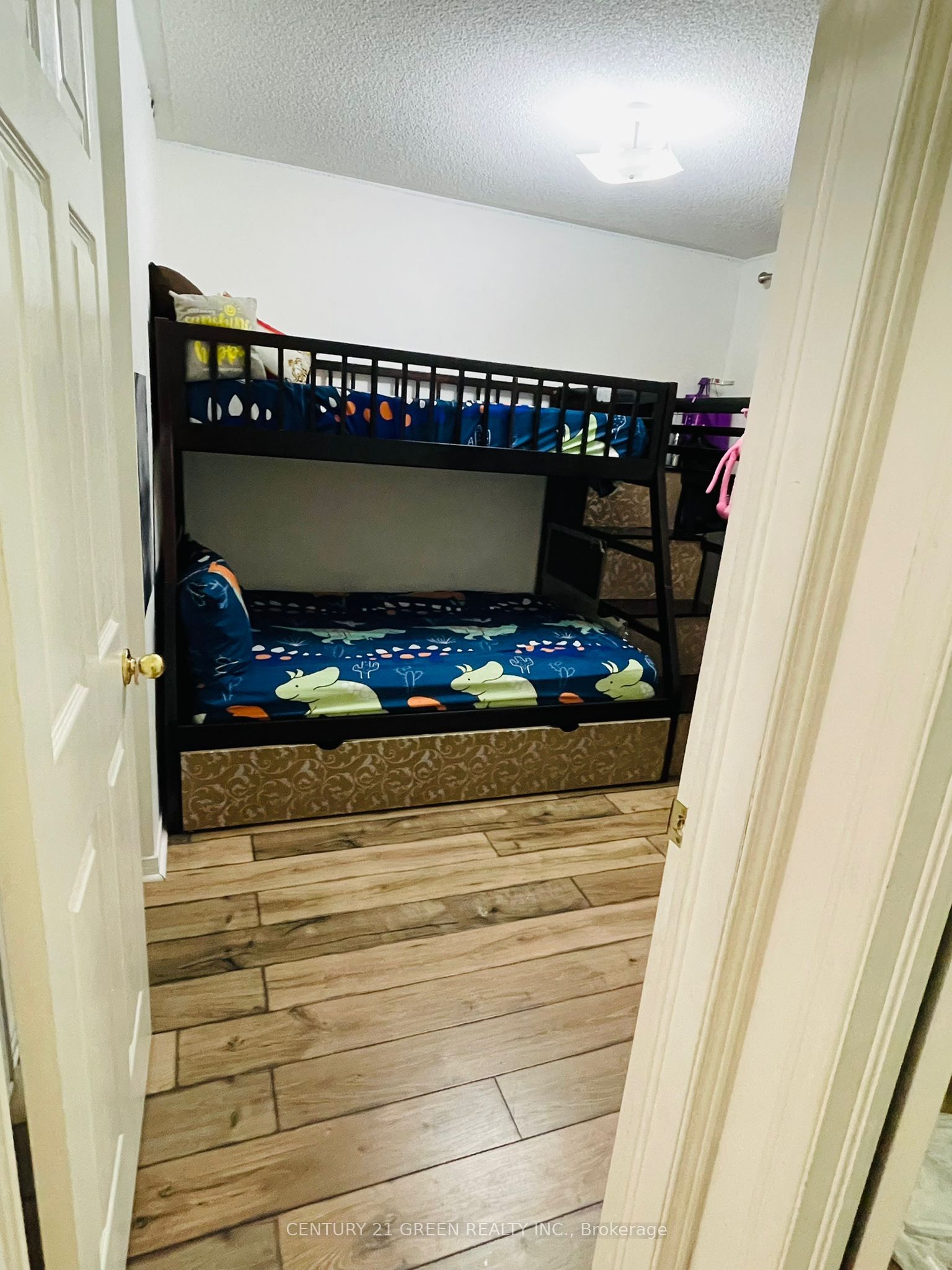 4209 Pioneer Avenue Property Photo 10