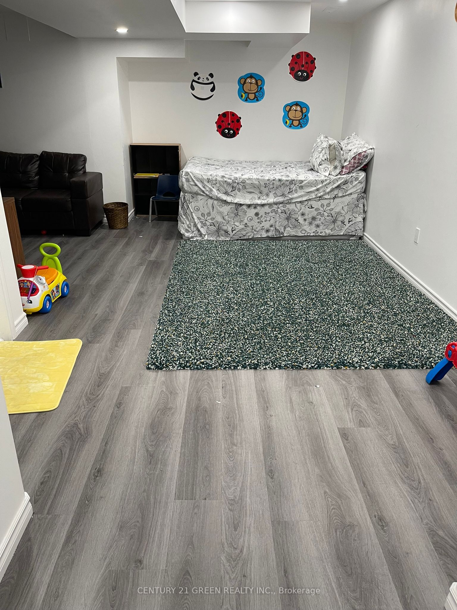 4209 Pioneer Avenue Property Photo 13