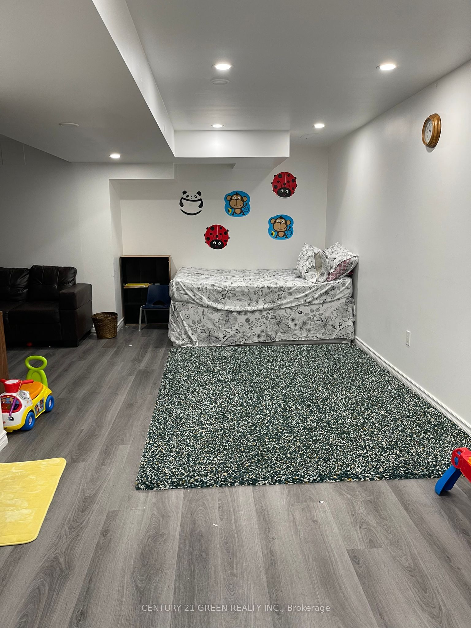 4209 Pioneer Avenue Property Photo 15
