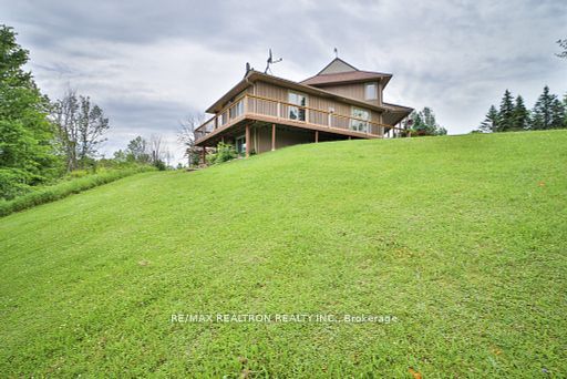 587191 10 Side Road Property Photo 39