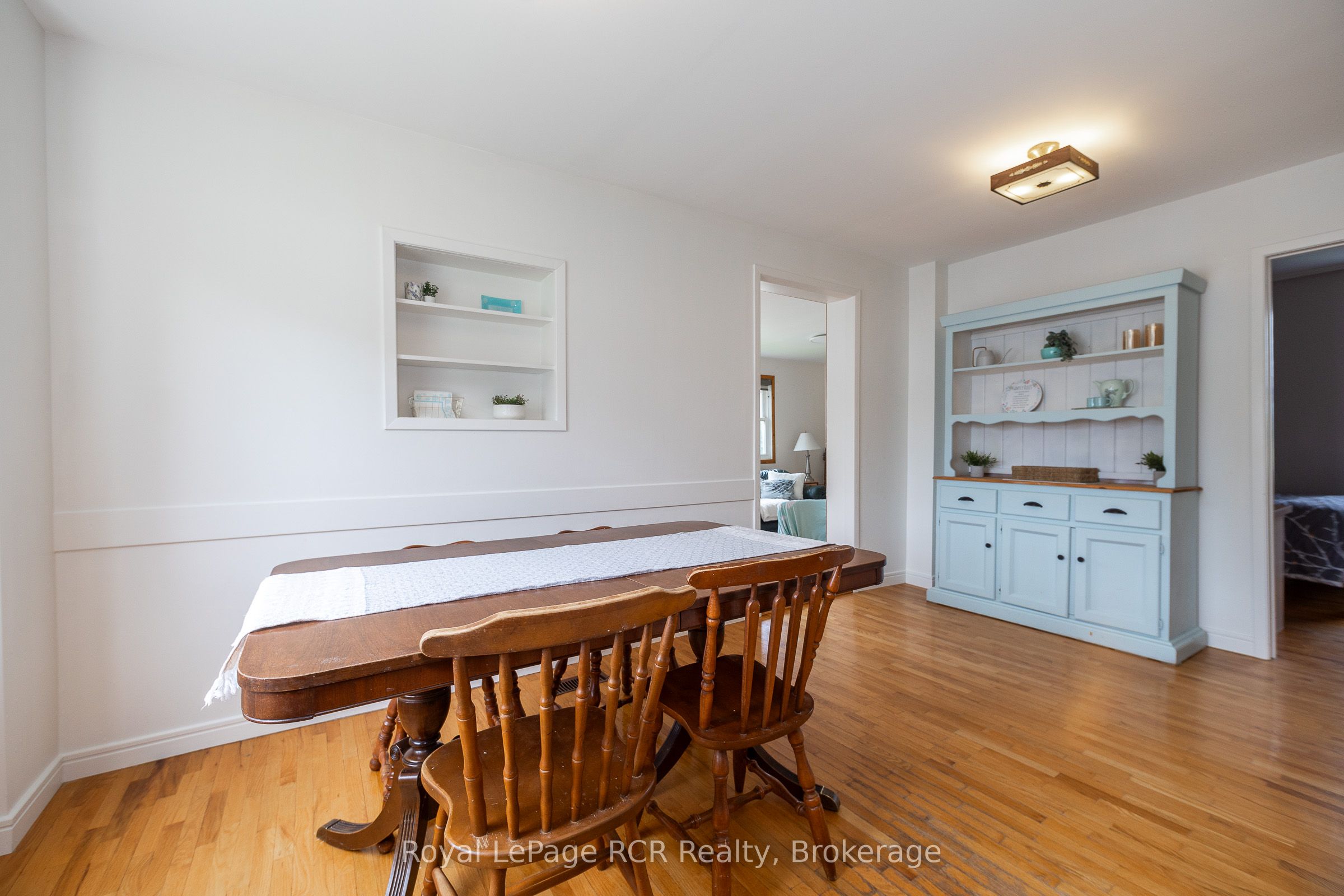 156389 7th Line Property Photo 13