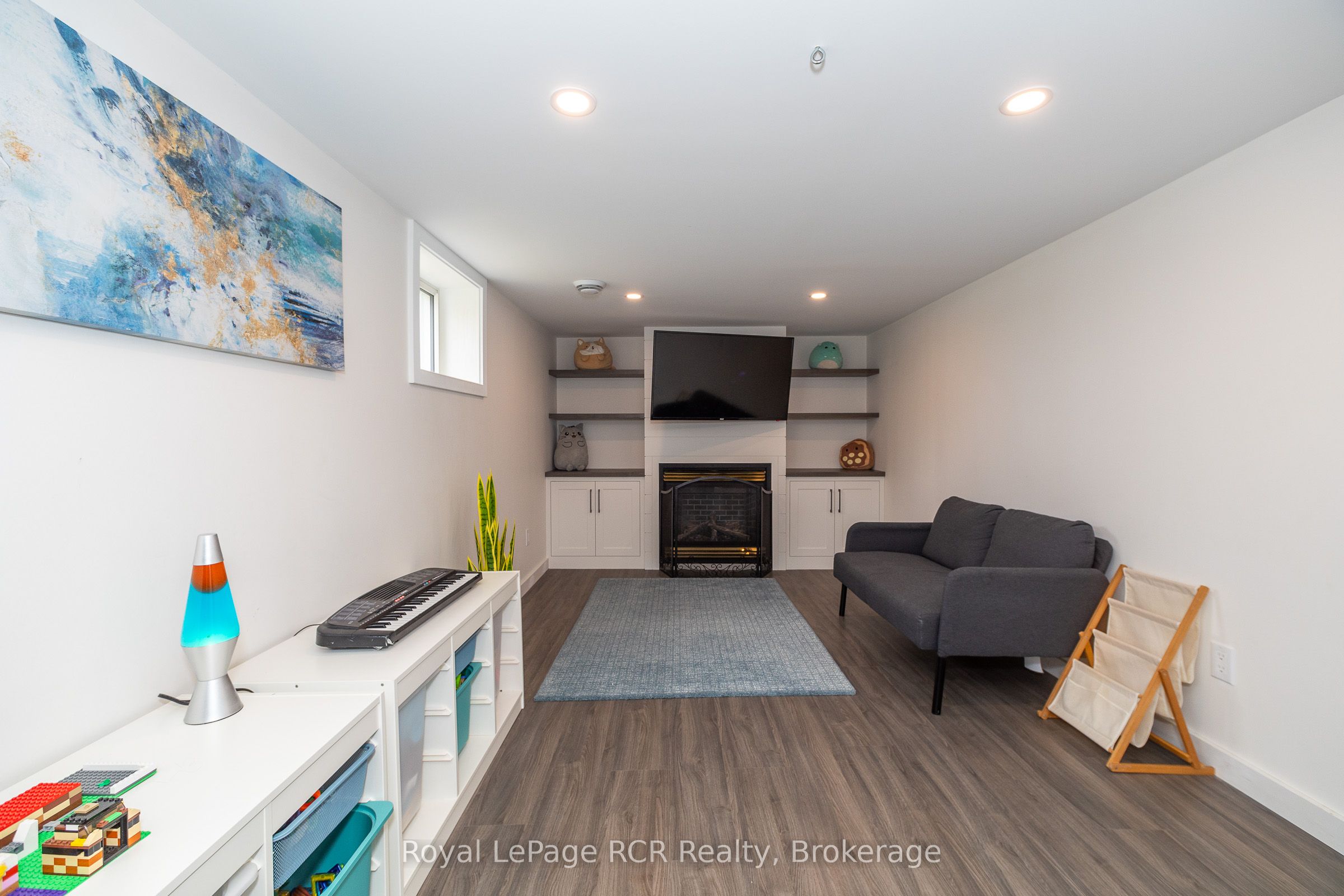 156389 7th Line Property Photo 21