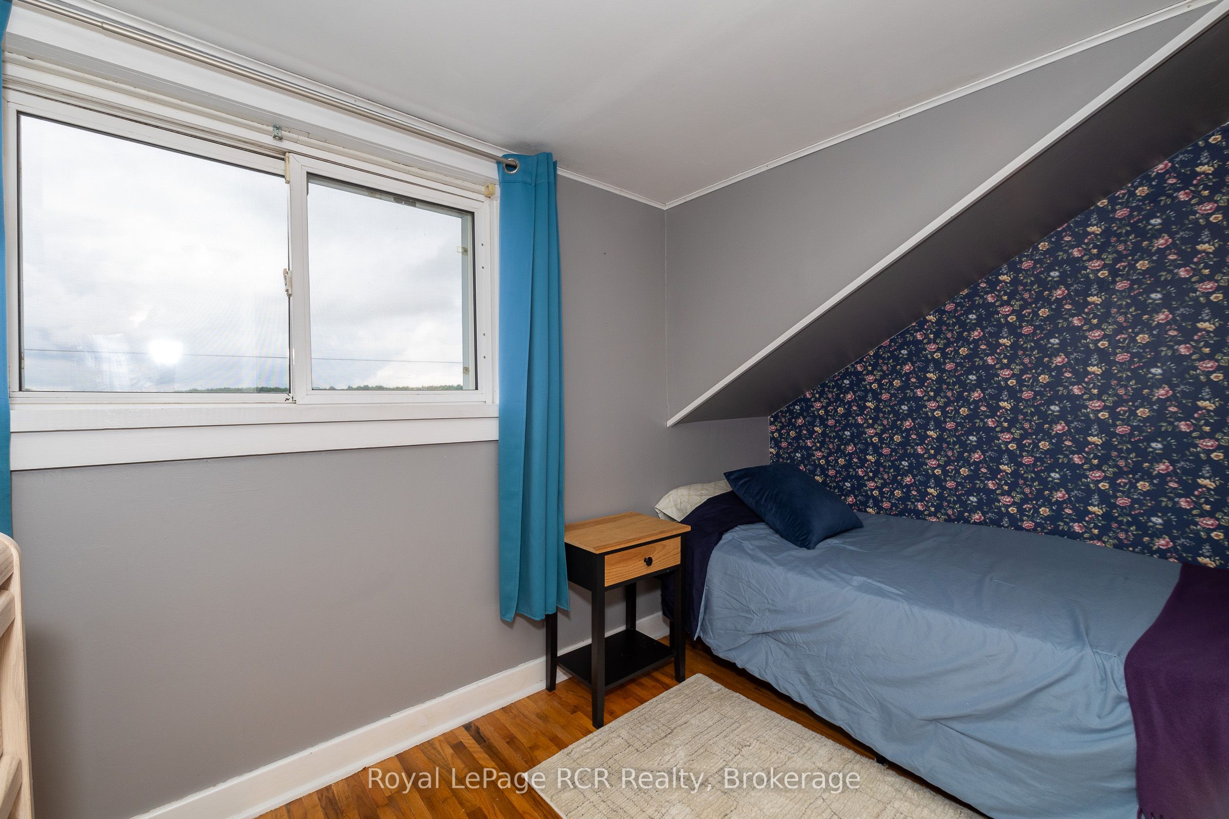 156389 7th Line Property Photo 23