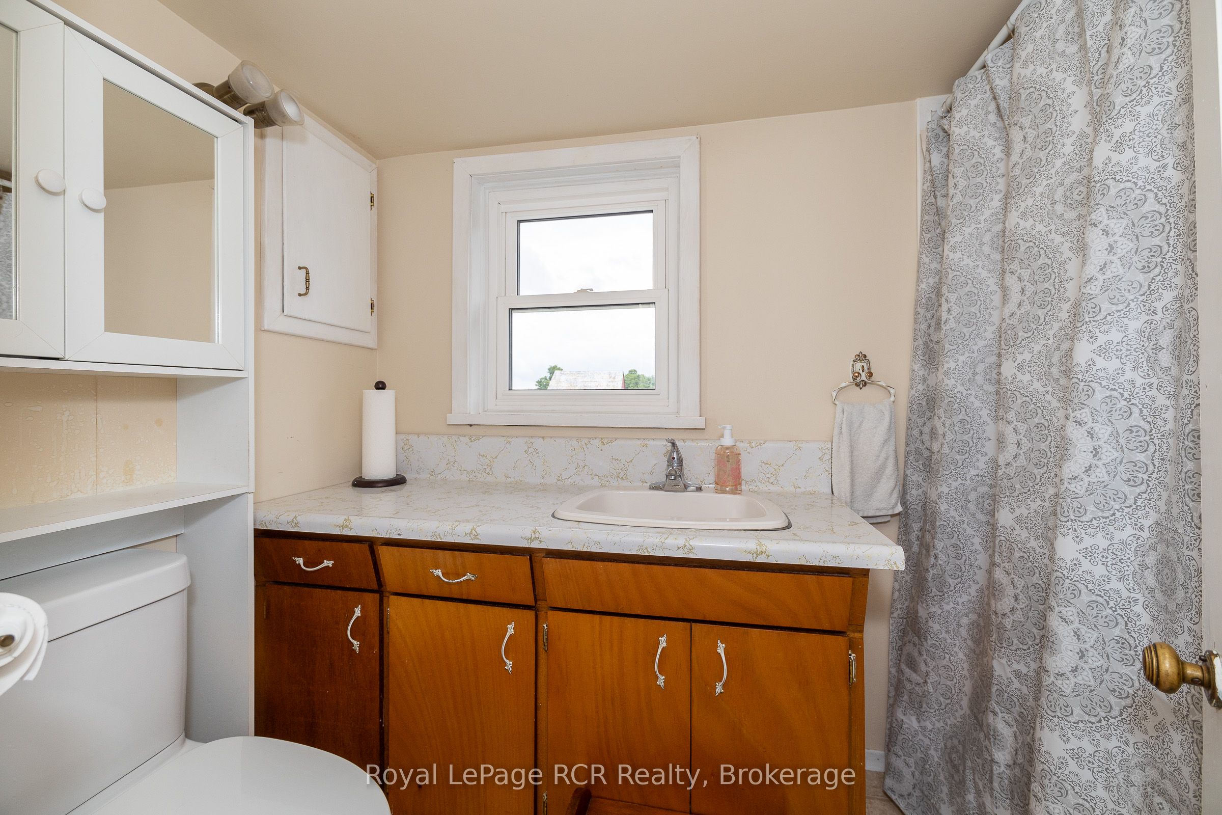 156389 7th Line Property Photo 29